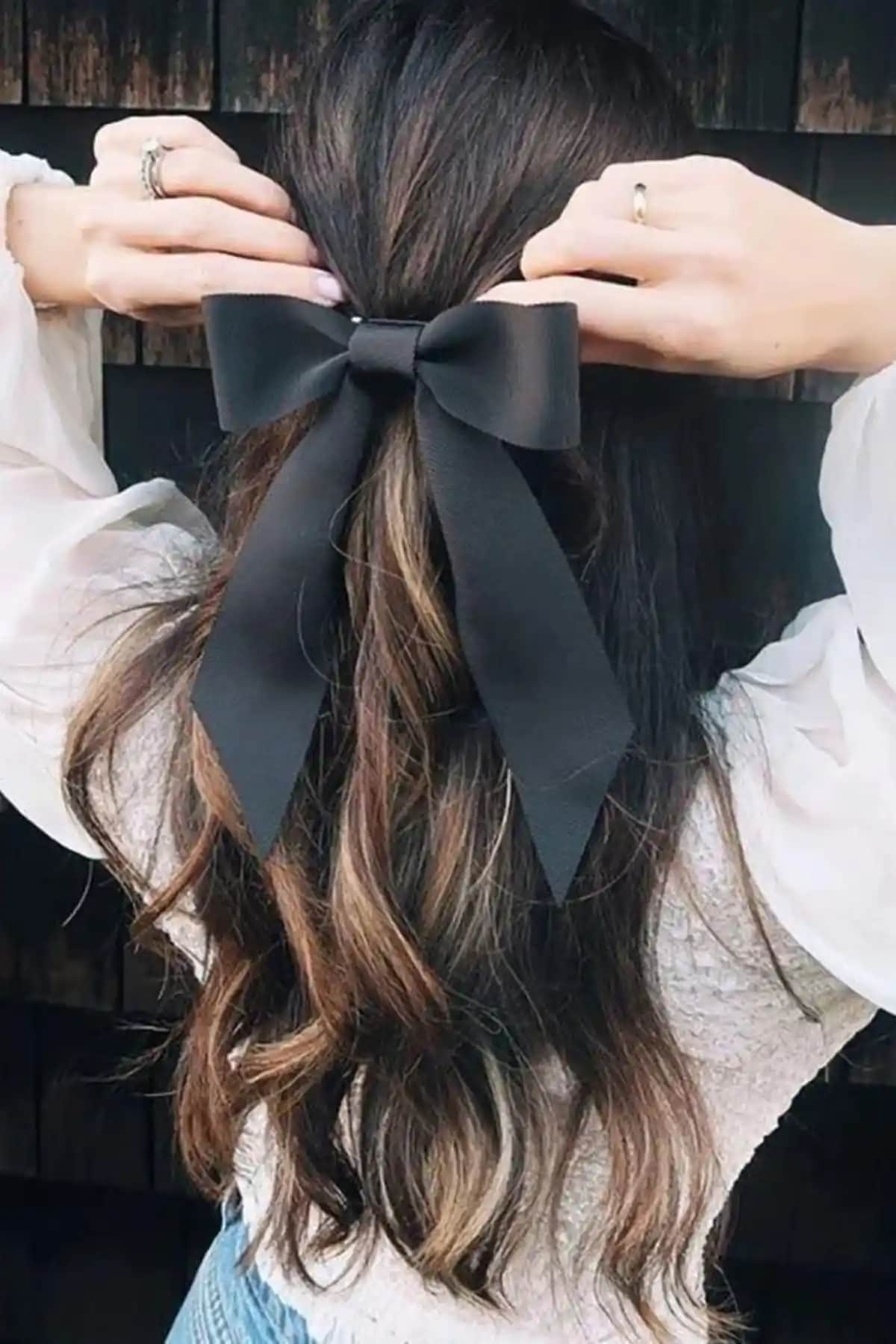 Kadınlar için şık ve kullanışlı otomatik saten kurdele toka tasarımı ve özellikleri