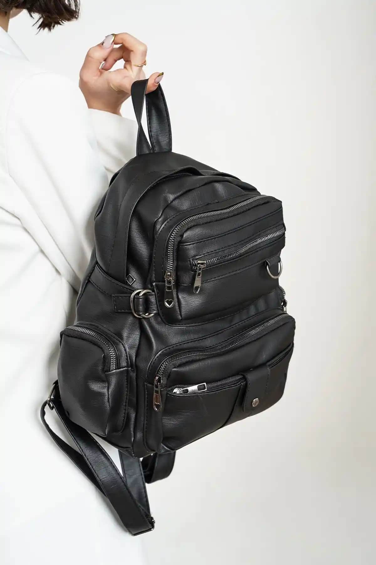 Kadınlar İçin Siyah Deri Sırt Çantası Karşılaştırması ve Özellikleri