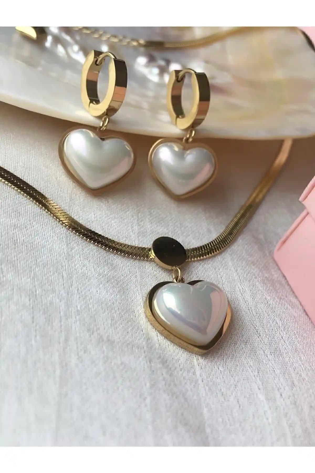 Karşılaştırmalı Analiz: DUOMİNO Fcstore ve Z&D Accessory Aksesuar Setleri