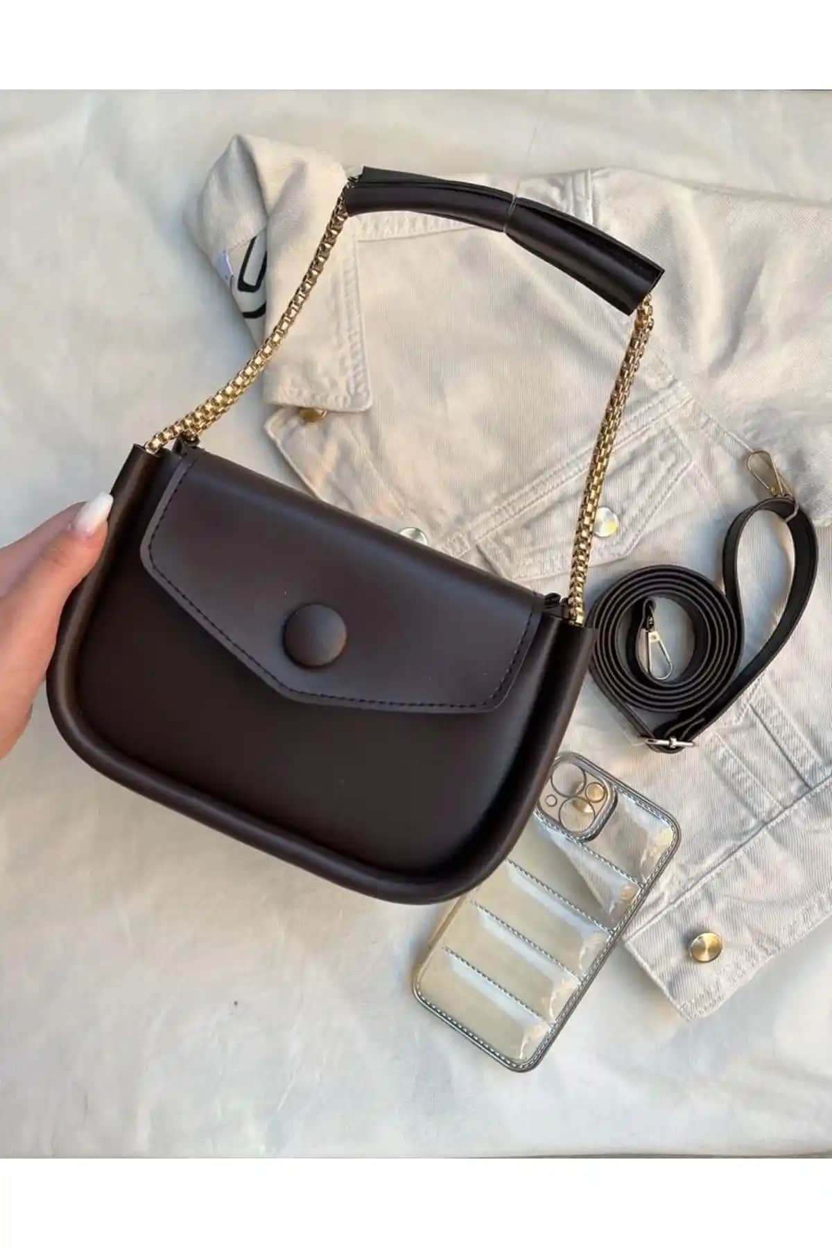 Katusa Zincirli Baget Çantalar Karşılaştırması: Kahverengi ve Siyah Modellerin Özellikleri