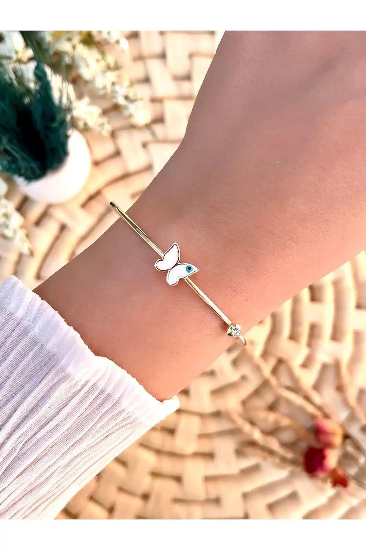 KBC STORE Bileklik Karşılaştırması: Butterfly ve Dikili 2li Set Analizi