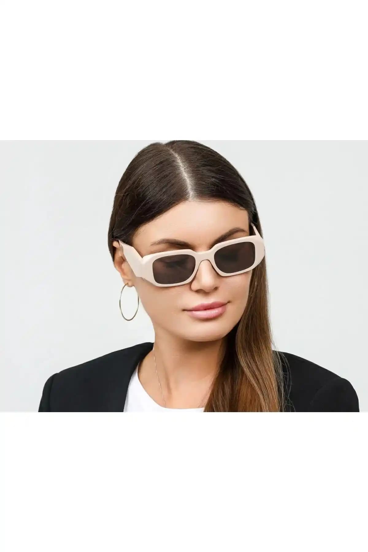 Kinary ve LUPİX Güneş Gözlüğü Karşılaştırması: Hangi Model Daha Uygun