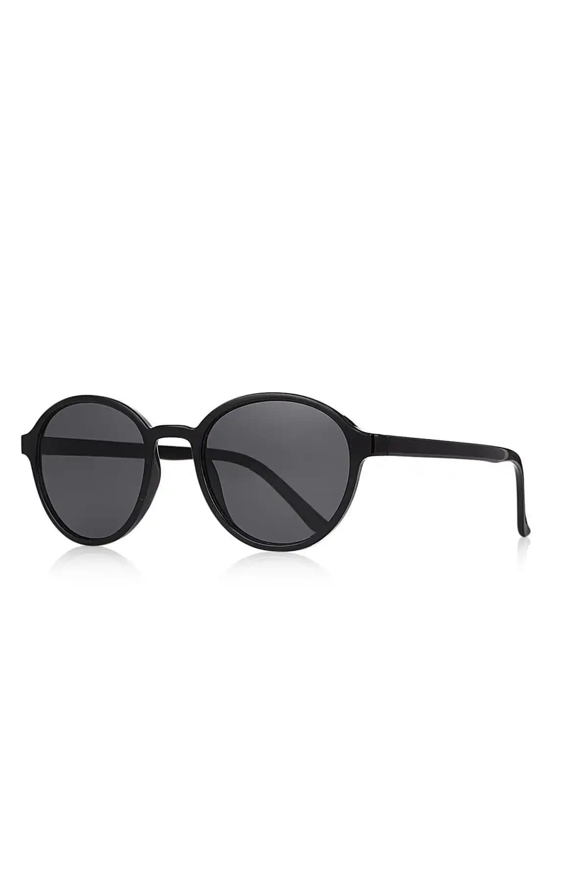 Kinary Vintage Unisex Siyah Güneş Gözlüğü Modern Tasarım ve UV400 Koruma Özellikleriyle