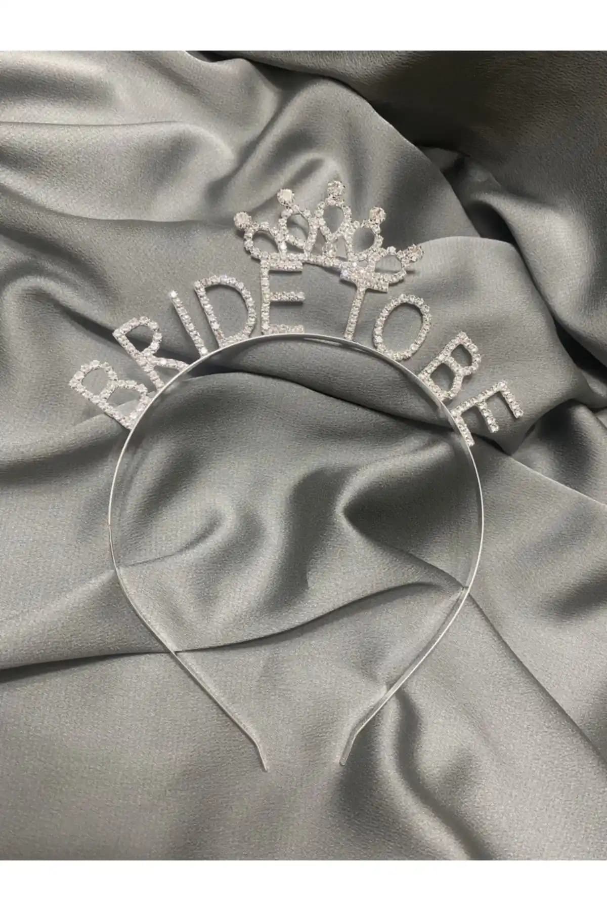 Kristal Taşlı Prenses Gelin Tacı Göz Kamaştırıcı ve Şık Düğün Aksesuarı