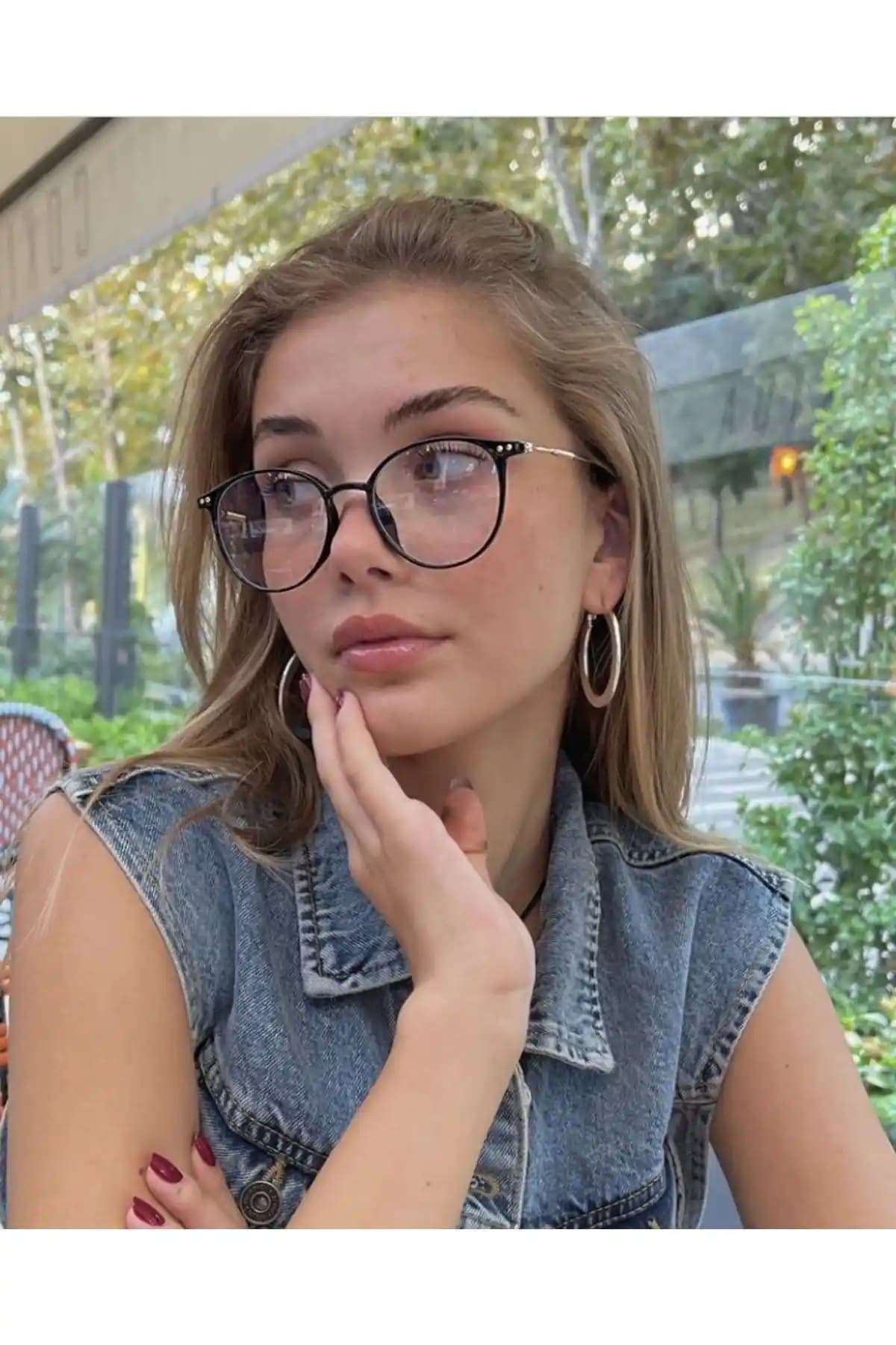 LOOKUP NEW Mavi Işık Korumalı Unisex Gözlük: Şık ve Fonksiyonel Tasarım Özellikleri