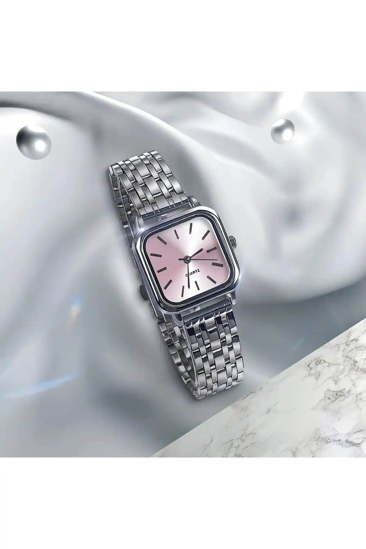 LOOQ Retro Kordon ve Pullmarkt Casual Seisi Saatlerinin Detaylı Karşılaştırması