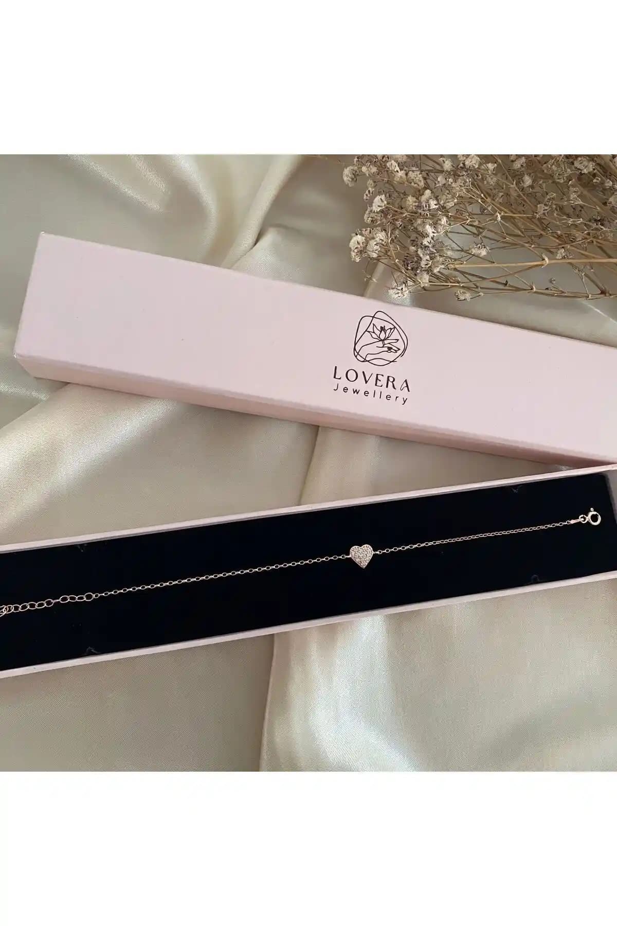Lovera Jewelry 925 Ayar Gümüş Rose Kalpli Bileklik Modern ve Zarif Tasarım
