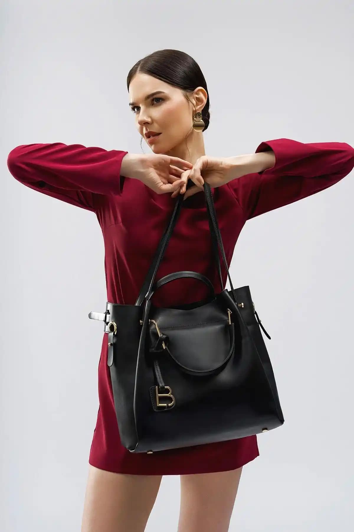 Lucky Bees İç Cüzdanlı Kadın El ve Omuz Çantası: Şıklık ve Fonksiyonellik Bir Arada