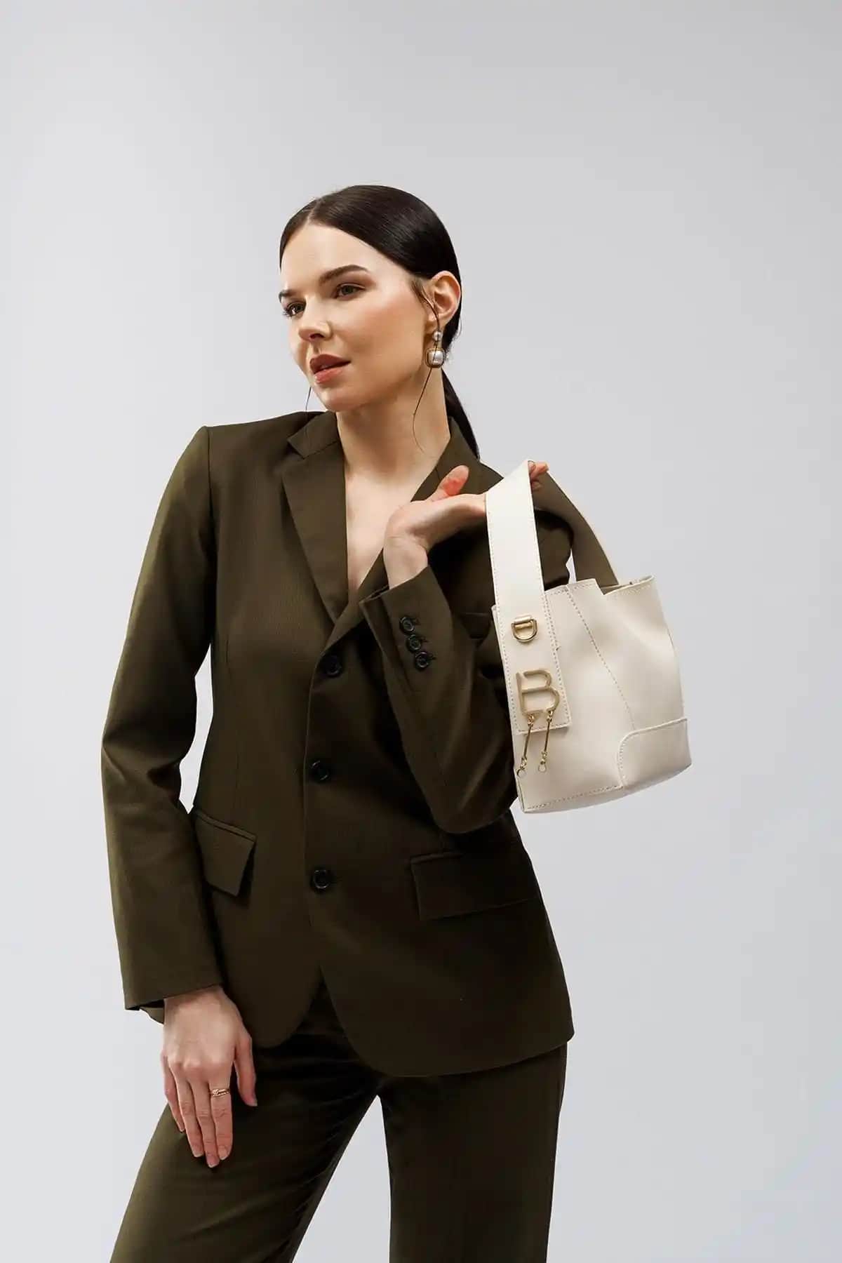 Lucky Bees Kadın Çantaları Karşılaştırması: Günlük Kullanım İçin İdeal Modeller