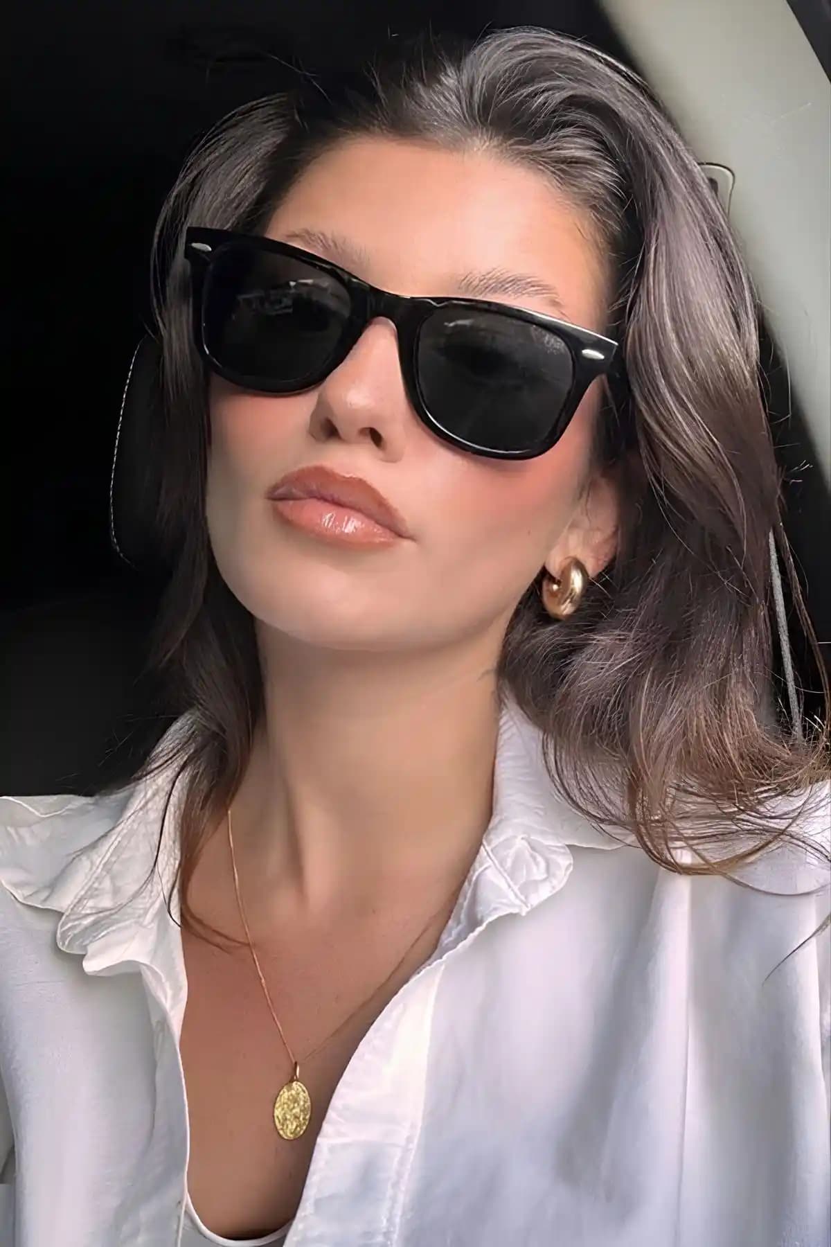 MACERATİ Huge Siyah Güneş Gözlüğü Modern Tasarım ve UV Koruma Özellikleriyle