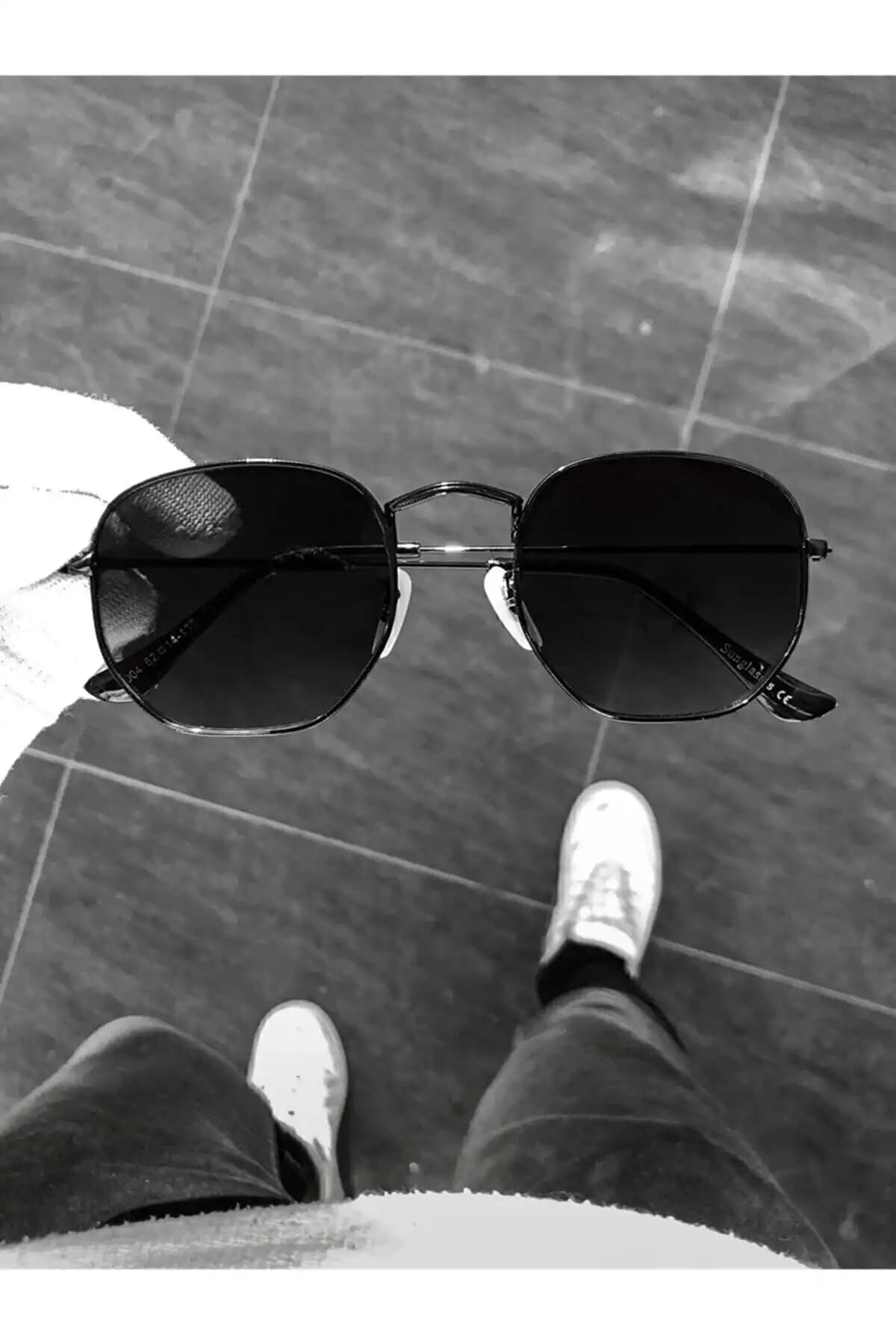 MACERATİ ve Moda Fethi Unisex Güneş Gözlükleri Karşılaştırması ve Özellikleri 1