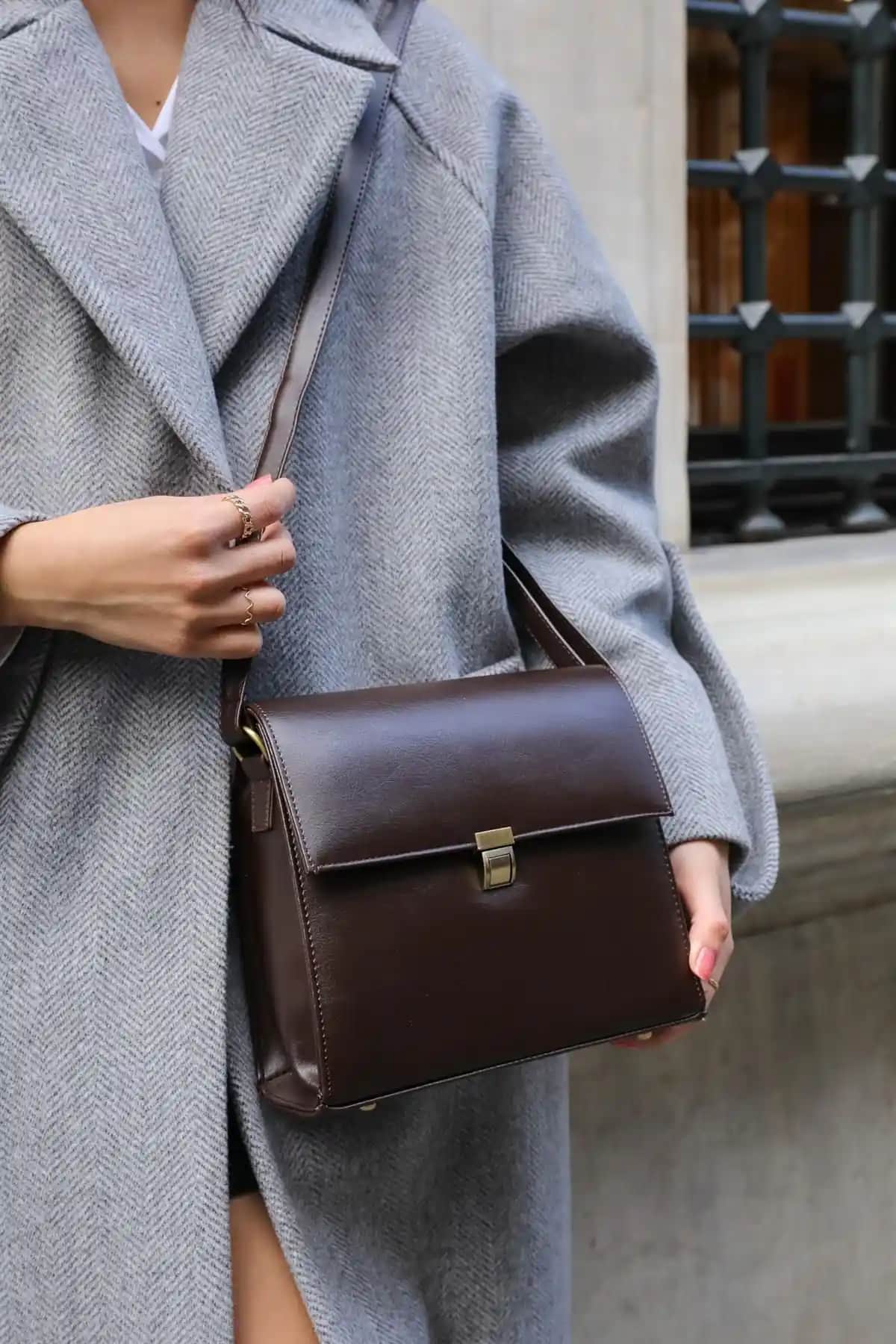 Madamra Kahverengi Kadın Tasarım Vintage Çanta Günlük ve Özel Kullanım İçin Modern Şıklık