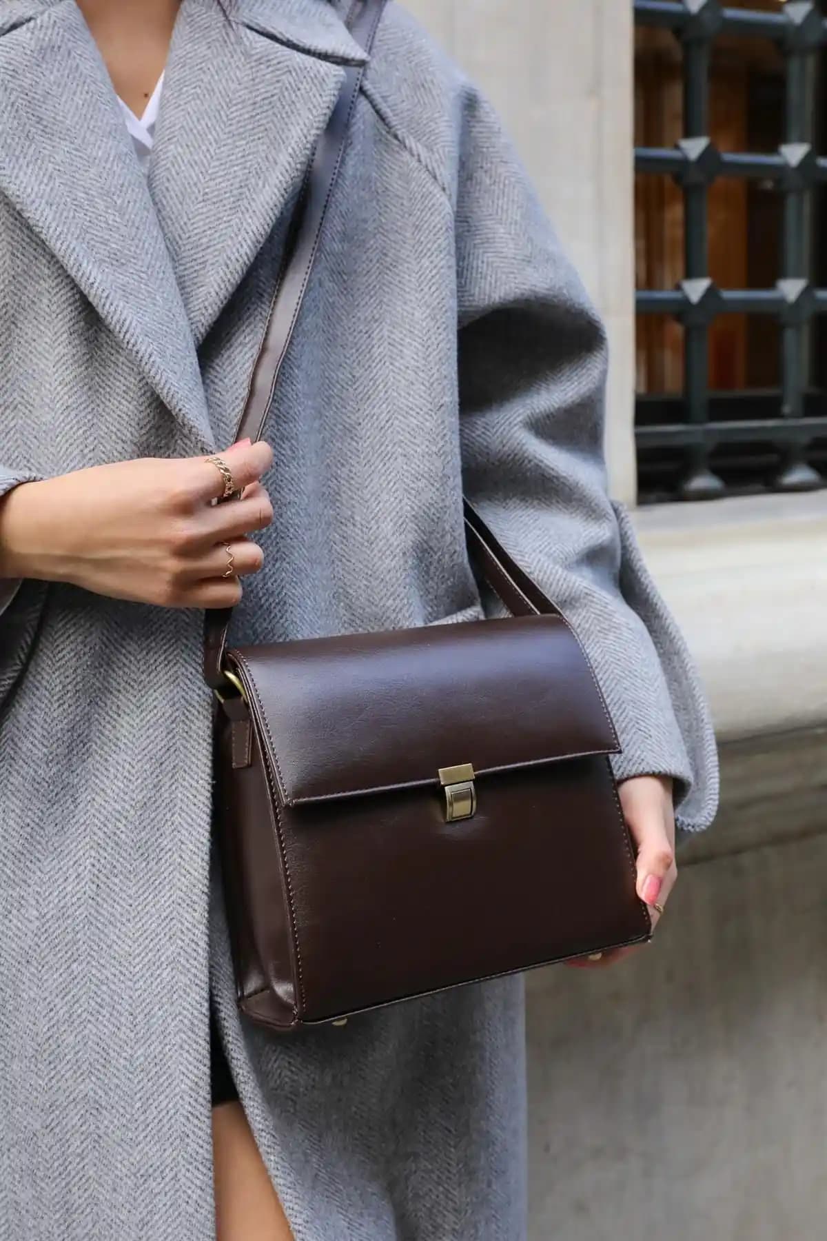 Madamra Kahverengi Kadın Tasarım Vintage Çanta Günlük ve Özel Kullanım İçin Modern Şıklık