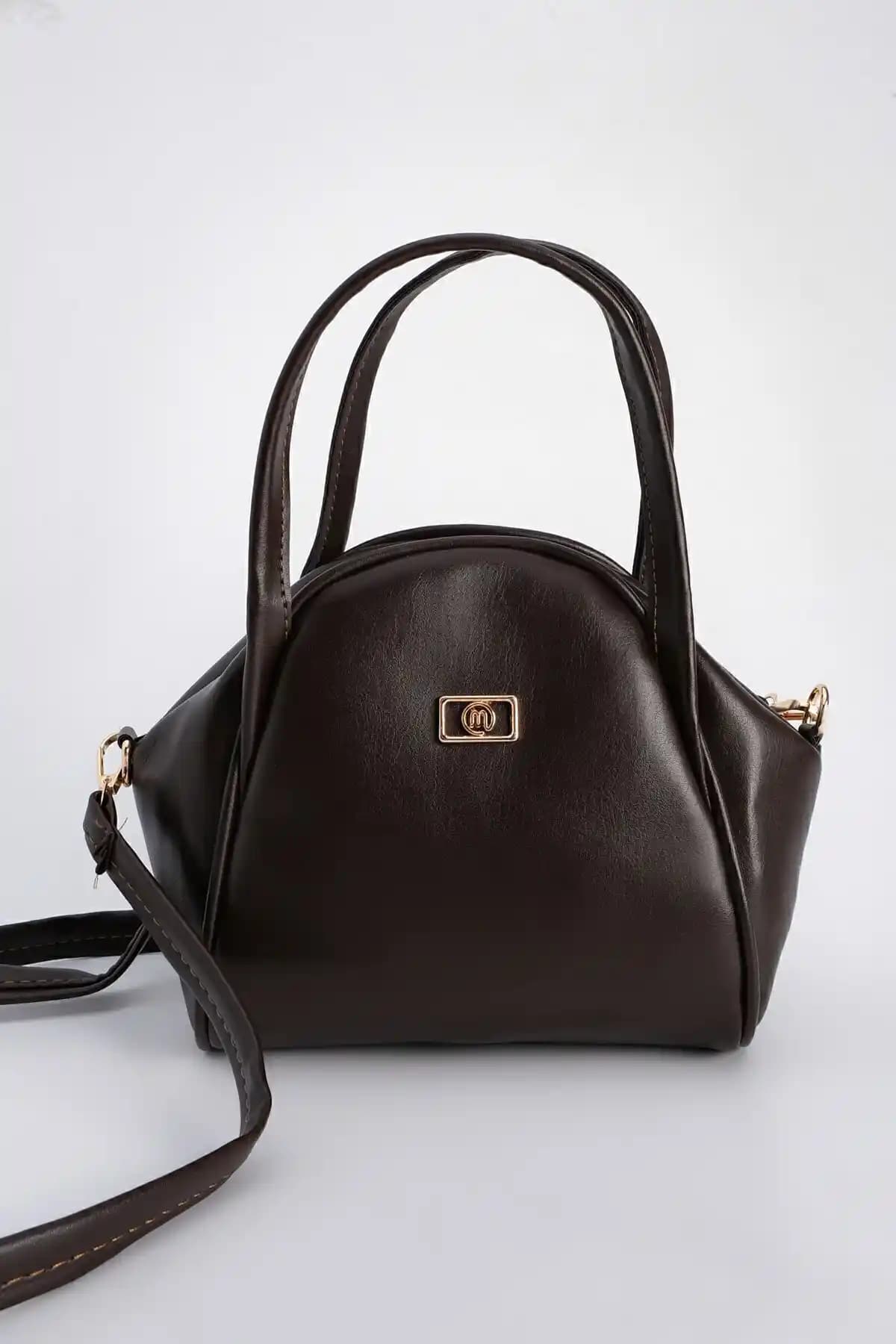 Marjin Kadın El ve Omuz Çantası Karşılaştırması: Şıklık ve İşlevsellik Analizi