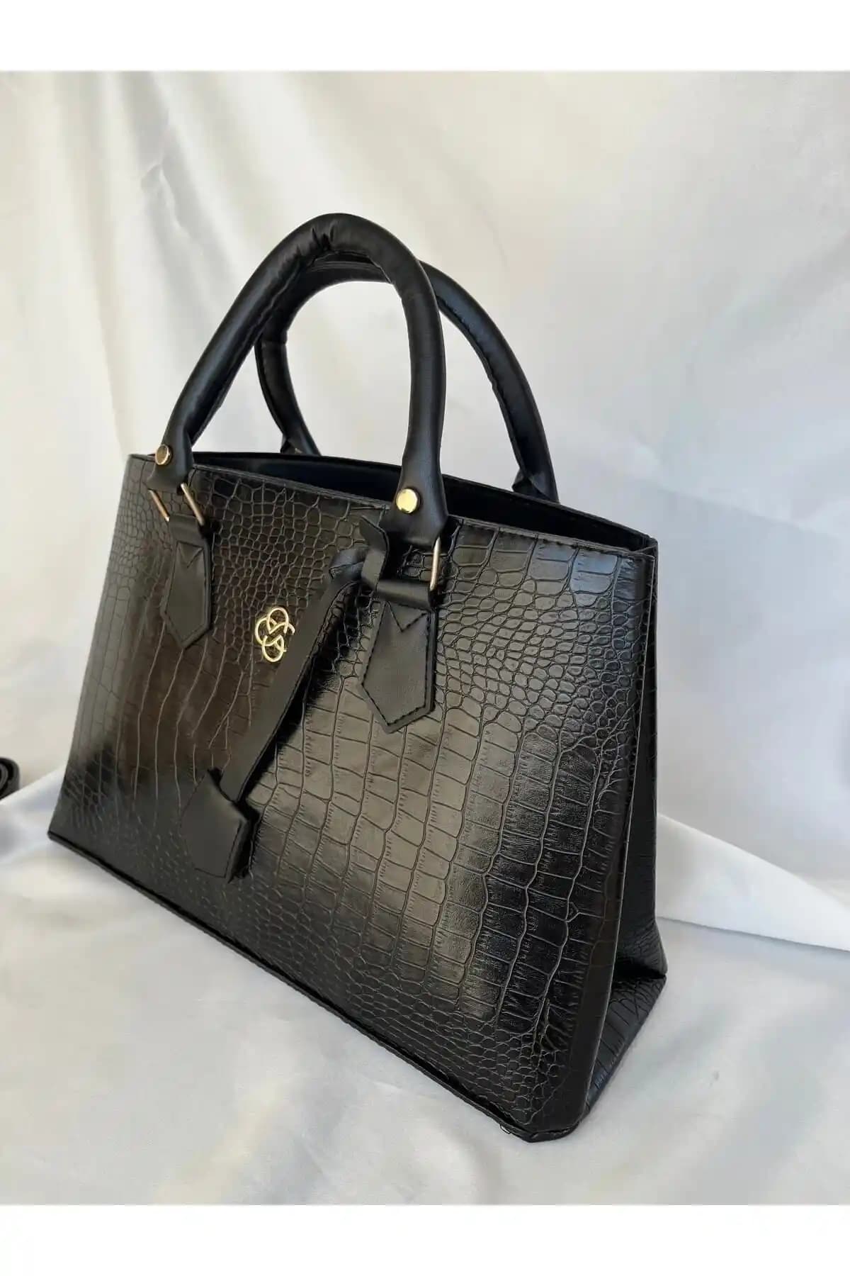 Melecco Kadın Kroko Siyah Evrak Çantası Modern Tasarım ve İşlevsellik Bir Arada