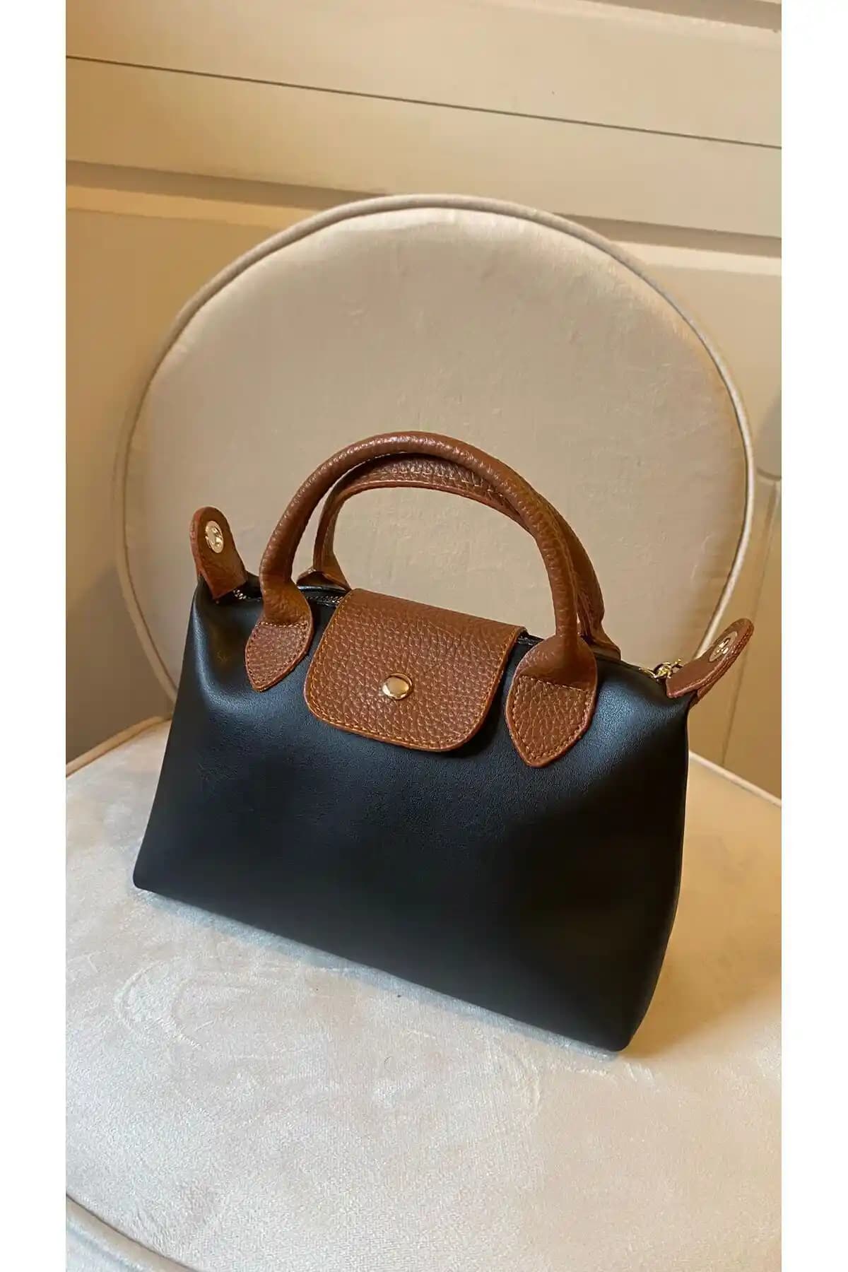 Mercan Stores ve Shule Bags Kadın Çantaları Karşılaştırması: Tasarım, Malzeme ve Kullanışlılık Analizi