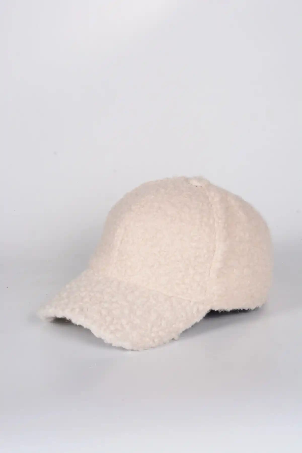 MercantOptan Kadın ve Erkek İçin Kışlık Peluş Şapka Modern ve Şık Tasarım