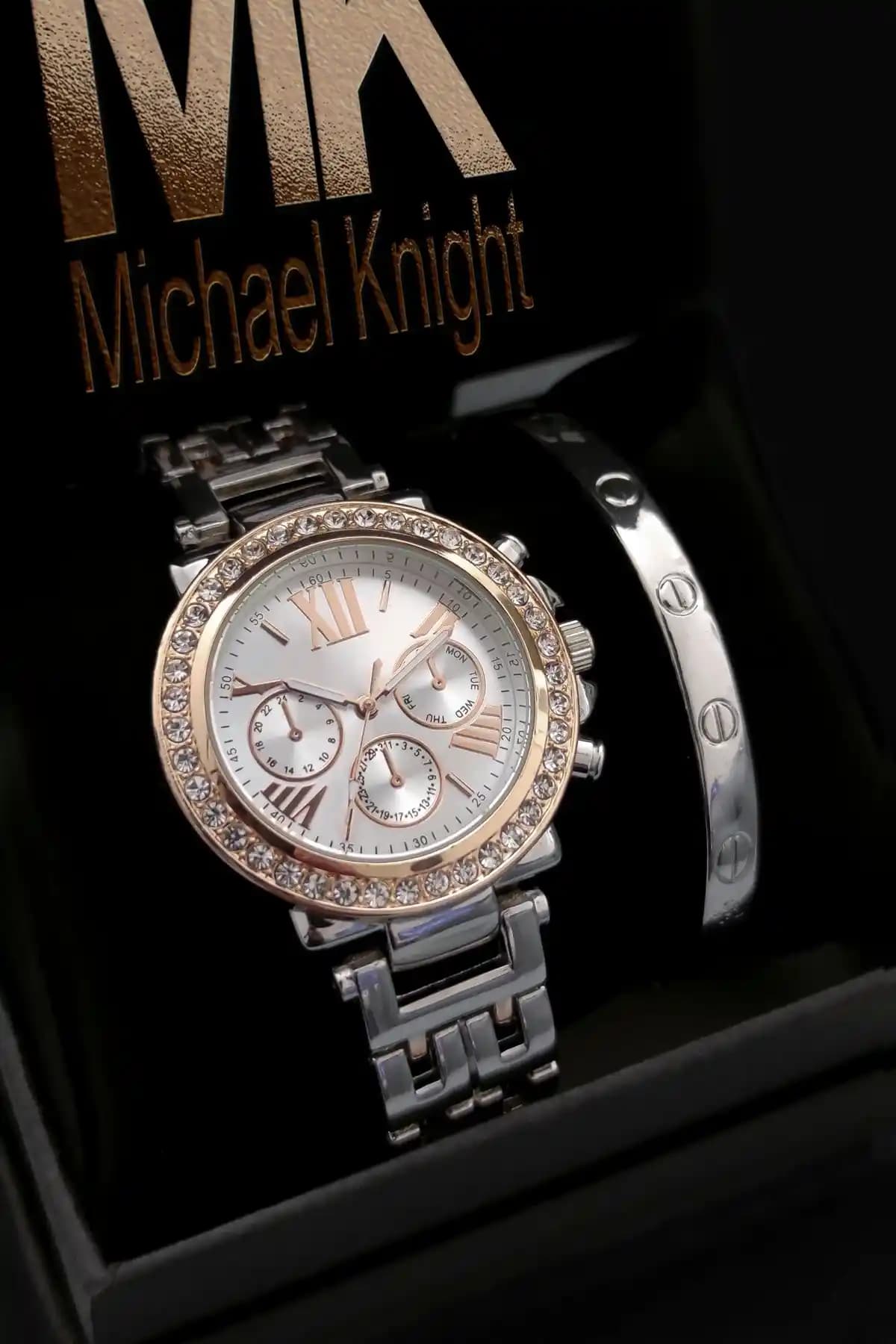 Michael Knight Bileklikli Kol Saati: Şıklık ve Fonksiyonellik Sunan Modern Tasarım