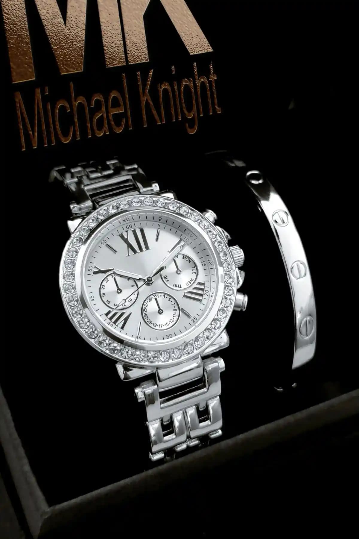 Michael Knight Bileklikli Kol Saatleri Karşılaştırması ve Detayları