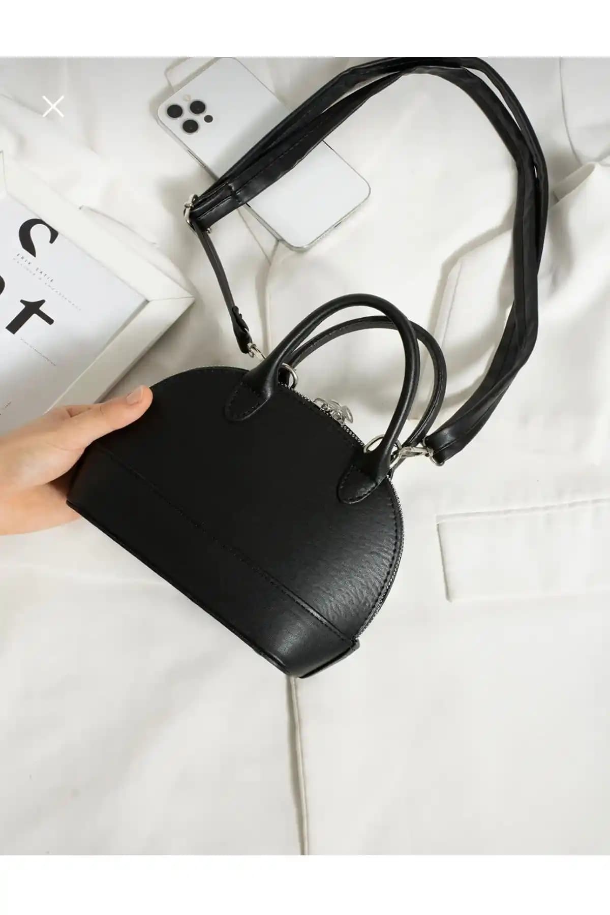 Mini Çanta Karşılaştırması: ESTUTE D Model ve Madamra Siyah Kadın Çantası Özellikleri