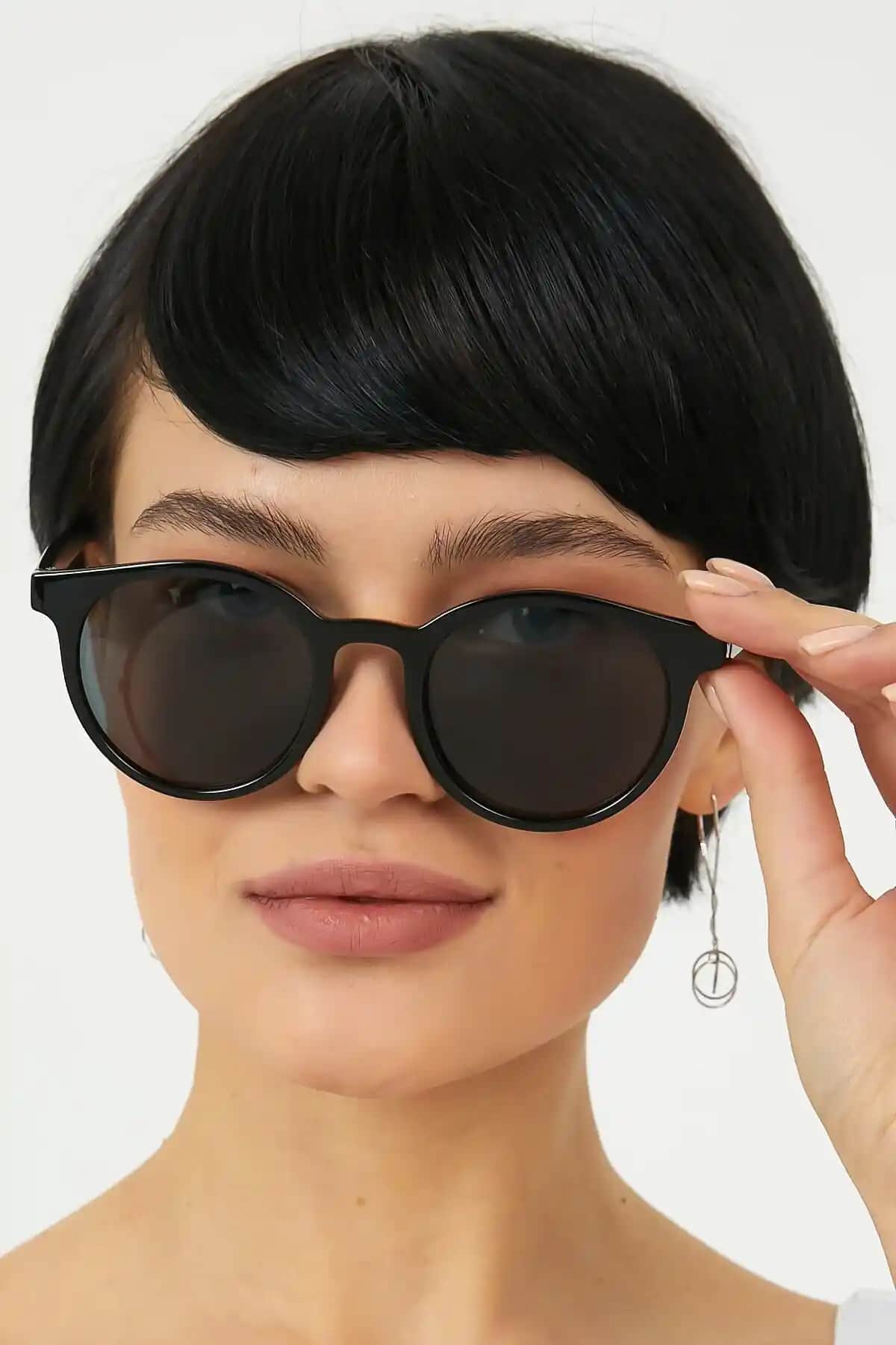 ModaLand Be 2412 Siyah Unisex Güneş Gözlüğü: Şıklık ve Koruma Bir Arada