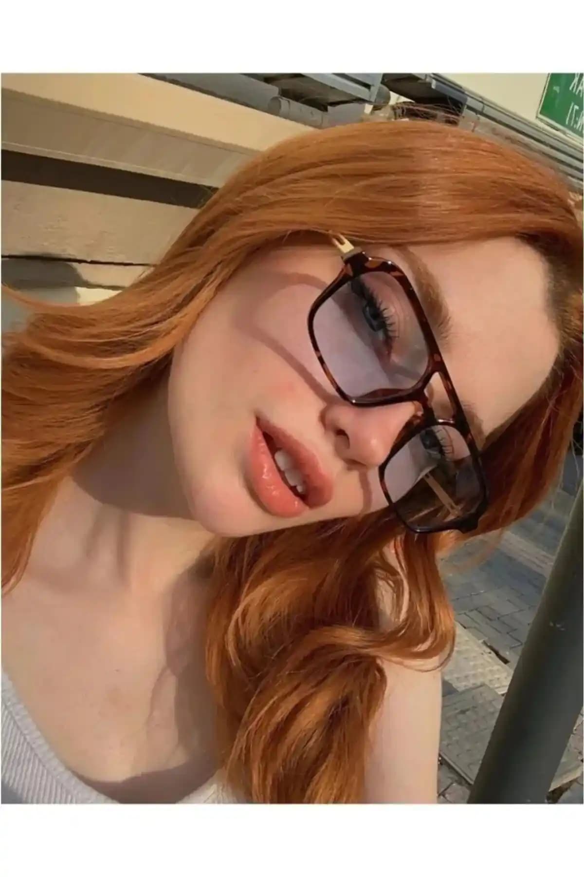 Modalucci Yeni Sezon Unisex Mavi Güneş Gözlüğü Modern ve Şık Tasarım ile Koruma Sağlar