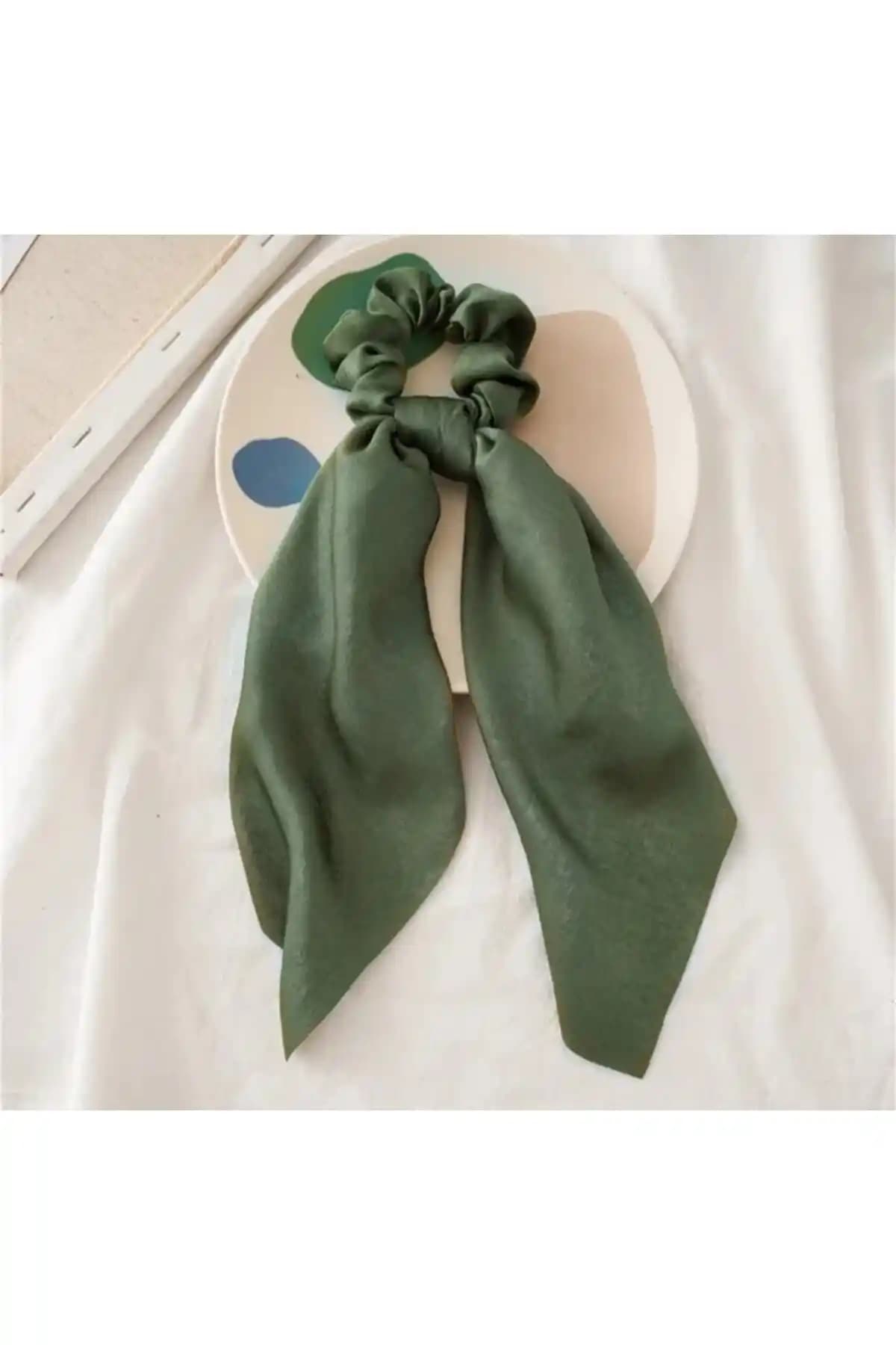 Monalisa Kadın Koyu Yeşil İpek Fular Lastik Toka Modern ve Şık Bir Aksesuar Seçeneği
