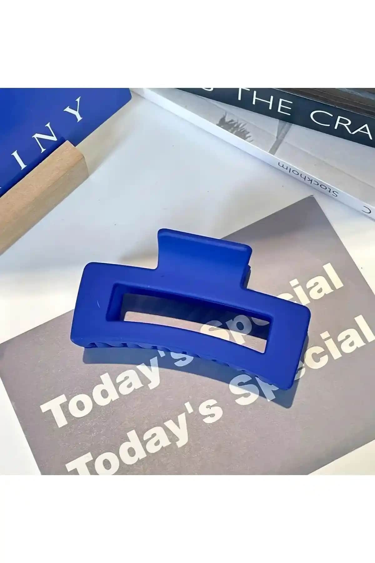 Monalisa Kadın Mandal Toka: Şık ve Pratik Günlük Kullanım Saç Aksesuarı