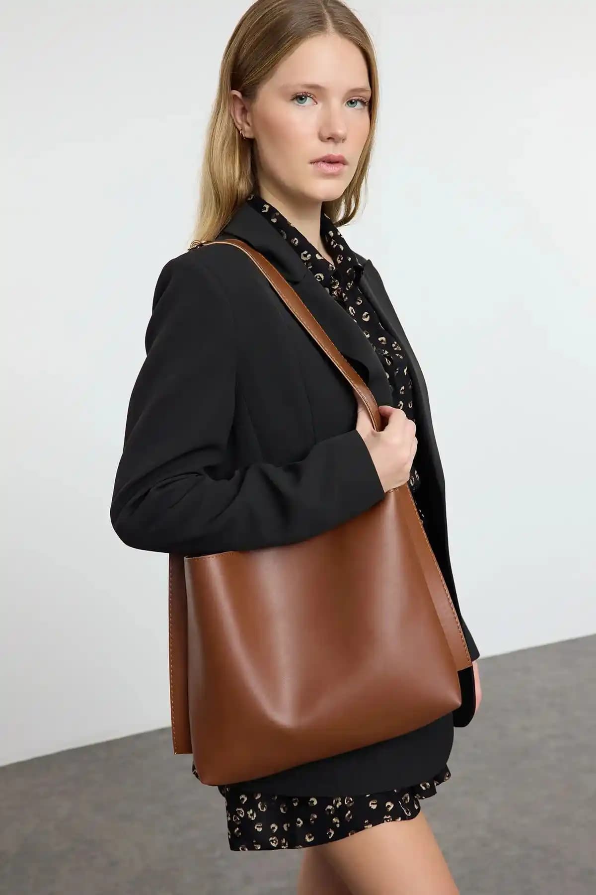 NBİBAGS Kadın Yavrulu Yumuşak Deri El ve Omuz Çanta Şık ve Dayanıklı Tasarım