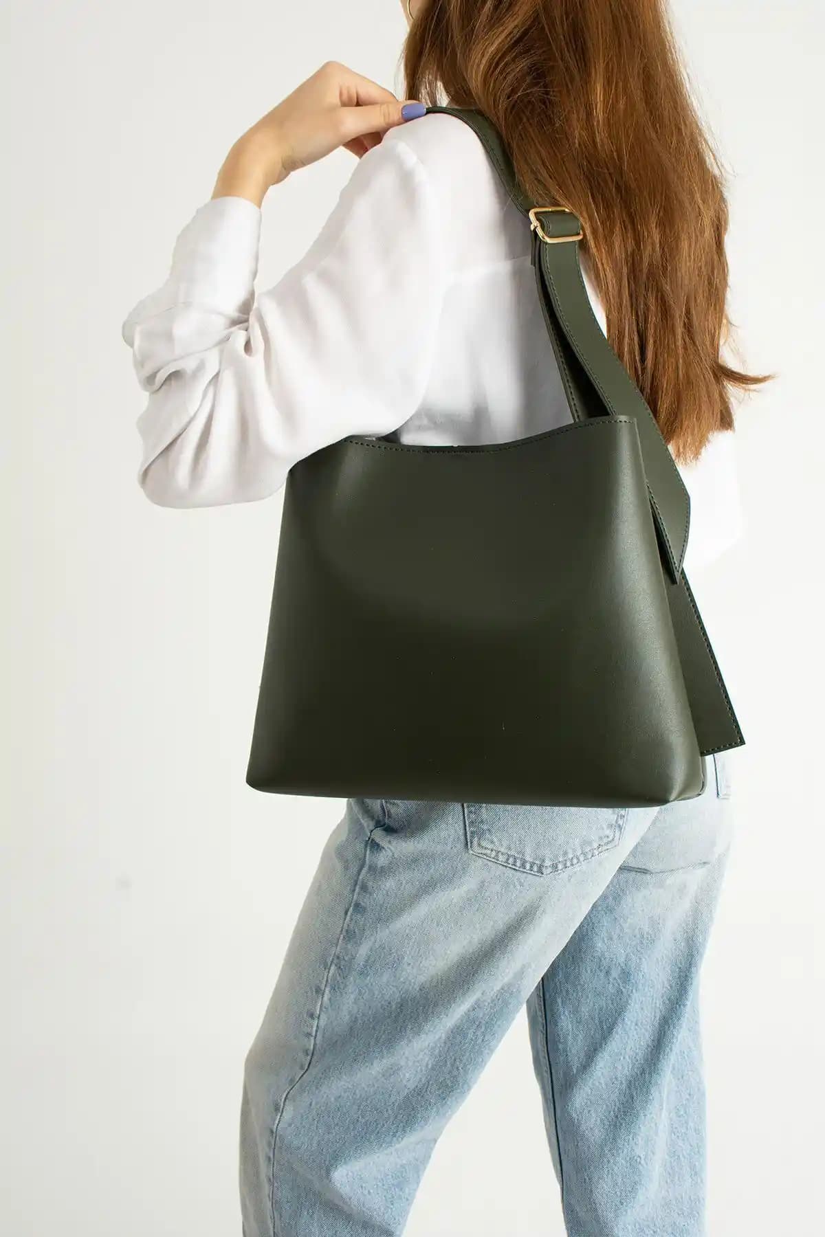 NBİBAGS Kadın Yavrulu Yumuşak Deri El ve Omuz Çanta: Şık ve Sürdürülebilir Tasarım