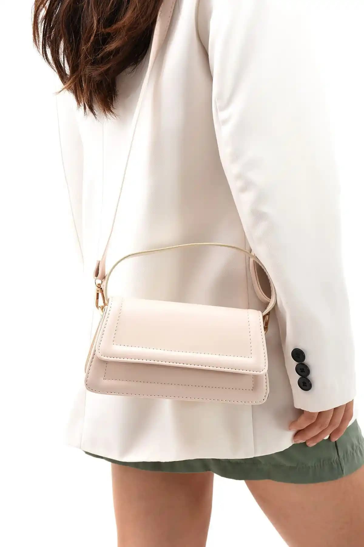 NBİBAGS Moi Kadın Şık Tasarımlı Çapraz Askılı Çanta Günlük Kullanım İçin Modern ve Hafif Tasarım