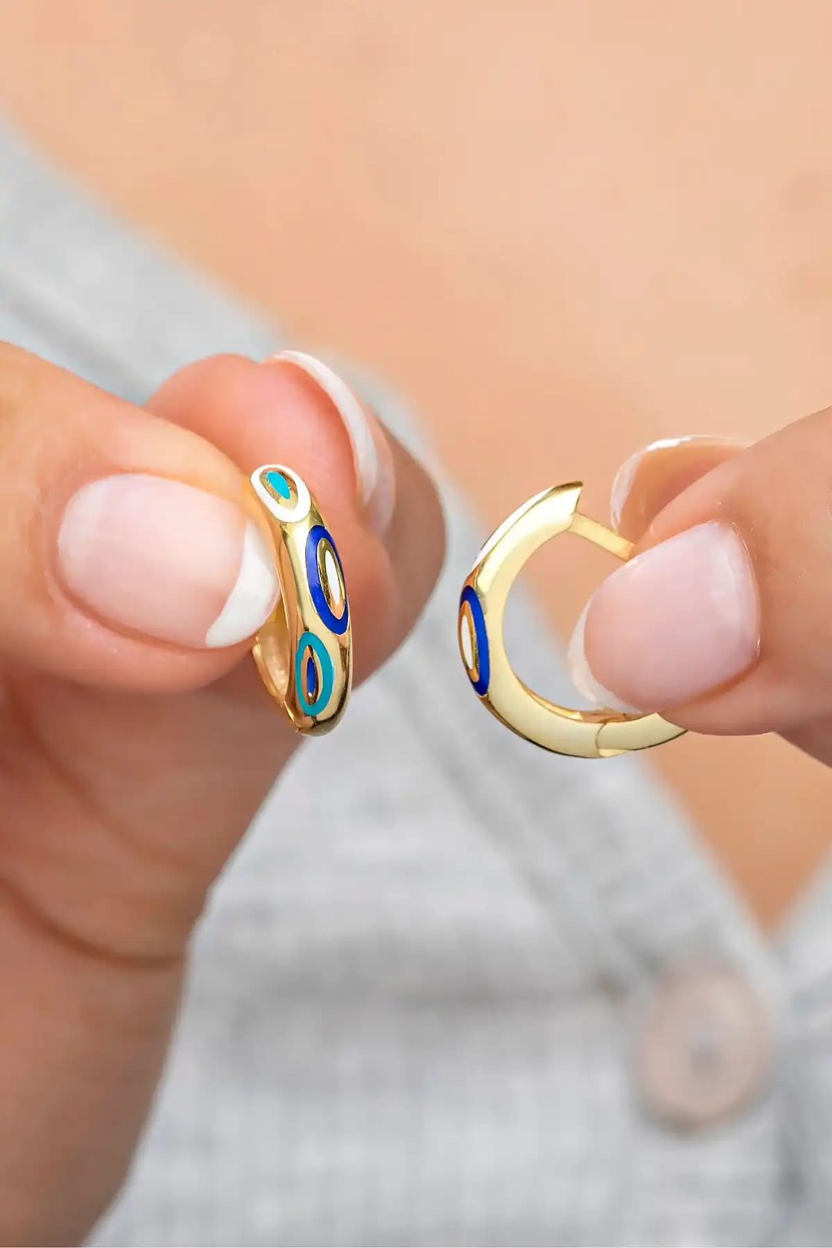 NEREZE 925 Ayar Gümüş Gold Küpe Modelleri ve Özellikleri Analizi 1