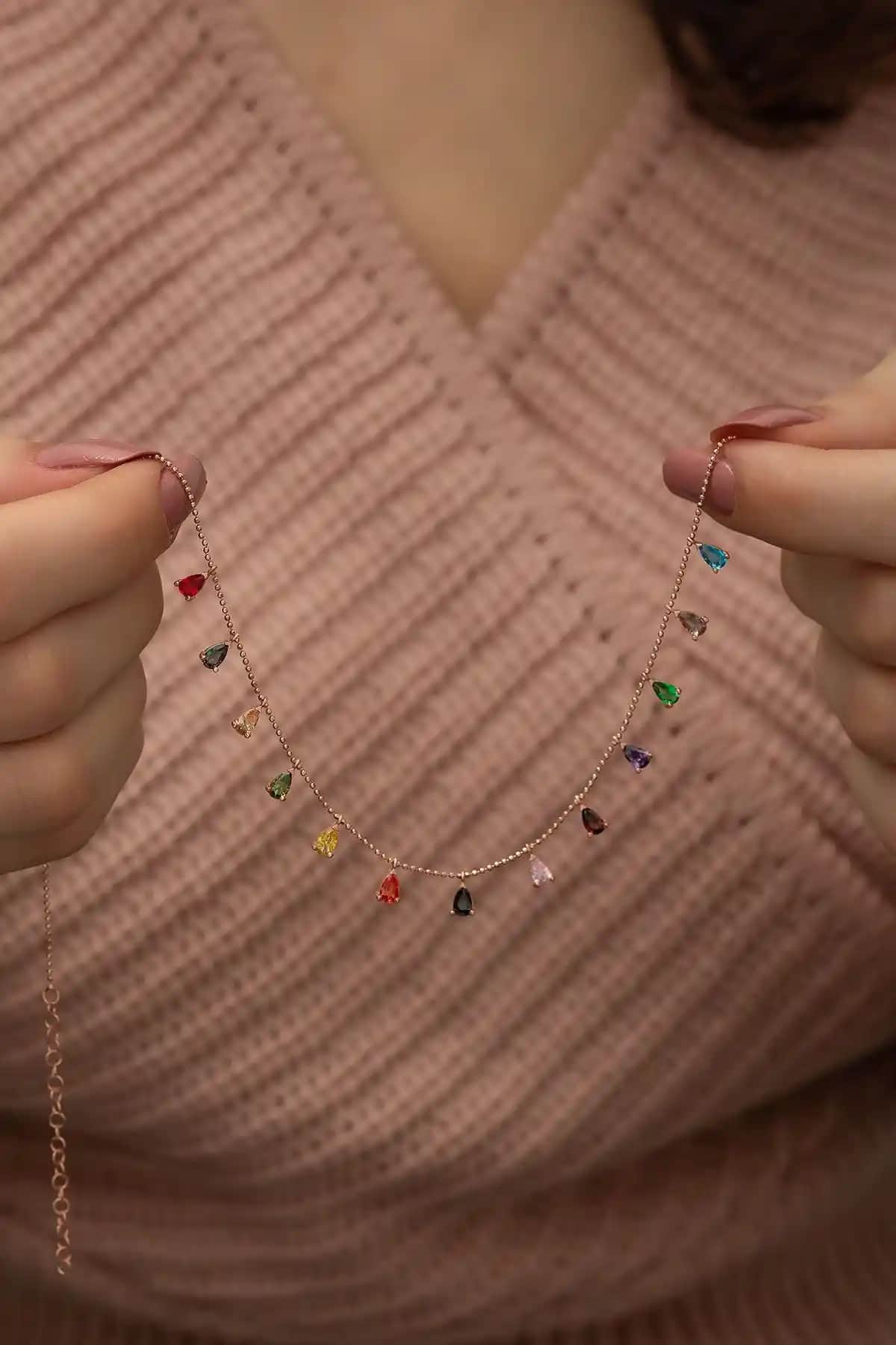 NEREZE 925 Ayar Gümüş Damla Taşlı Kadın Kolye Zarif ve Modern Tasarım