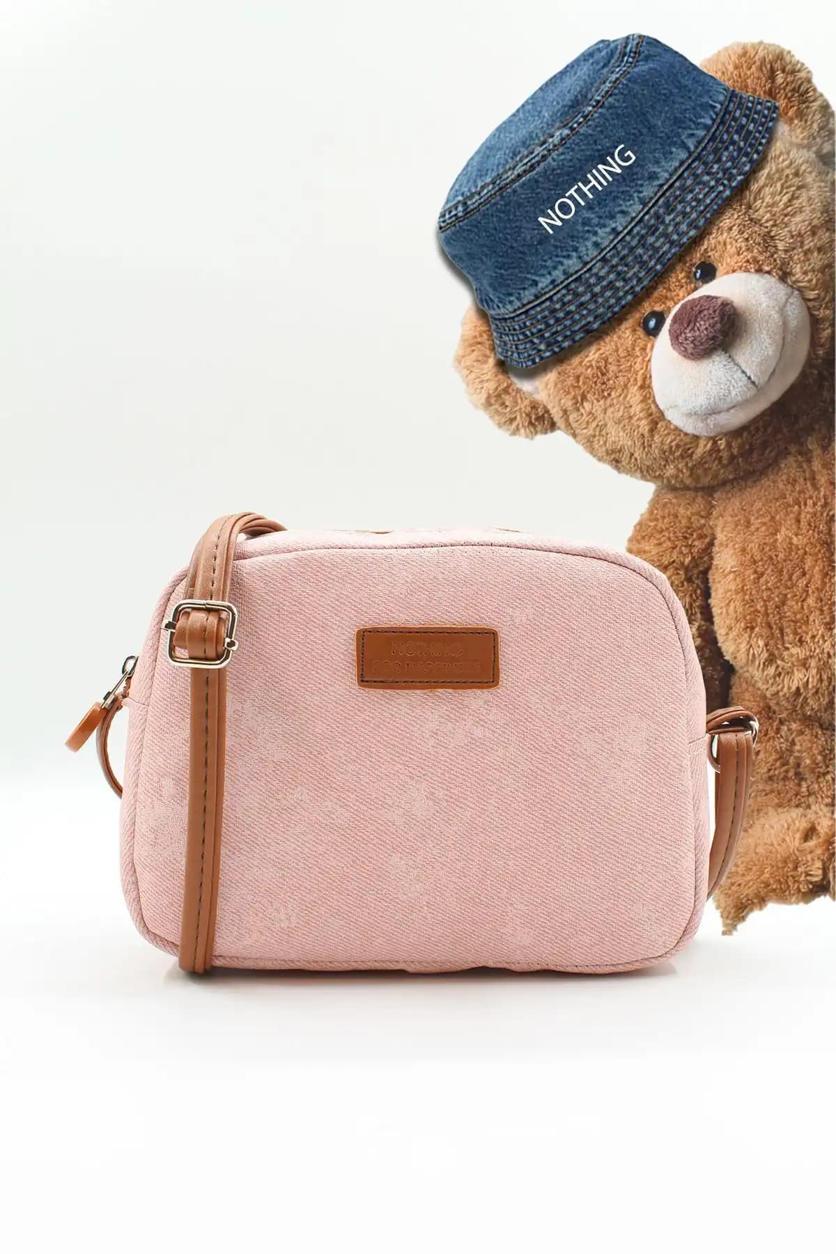 Nothing Kadın Çantaları Karşılaştırması: Mavi ve Pembe Denim Modası ve Kullanım Özellikleri 2