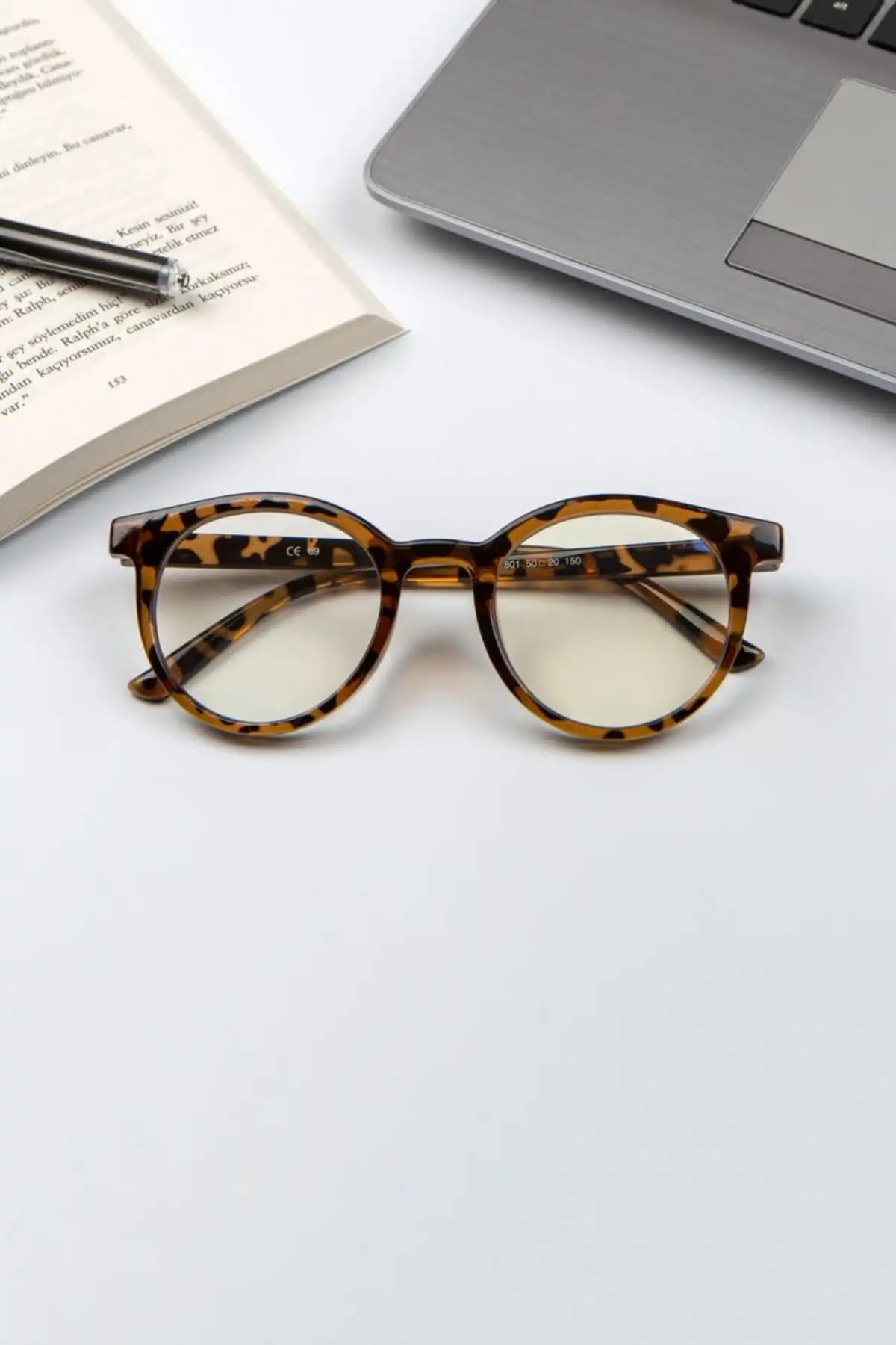 ONNObutik Leopar ve REN EYEWEAR Gözlükleri Karşılaştırması: Mavi Işık Koruma Özellikleri ve Kullanıcı Yorumları 1