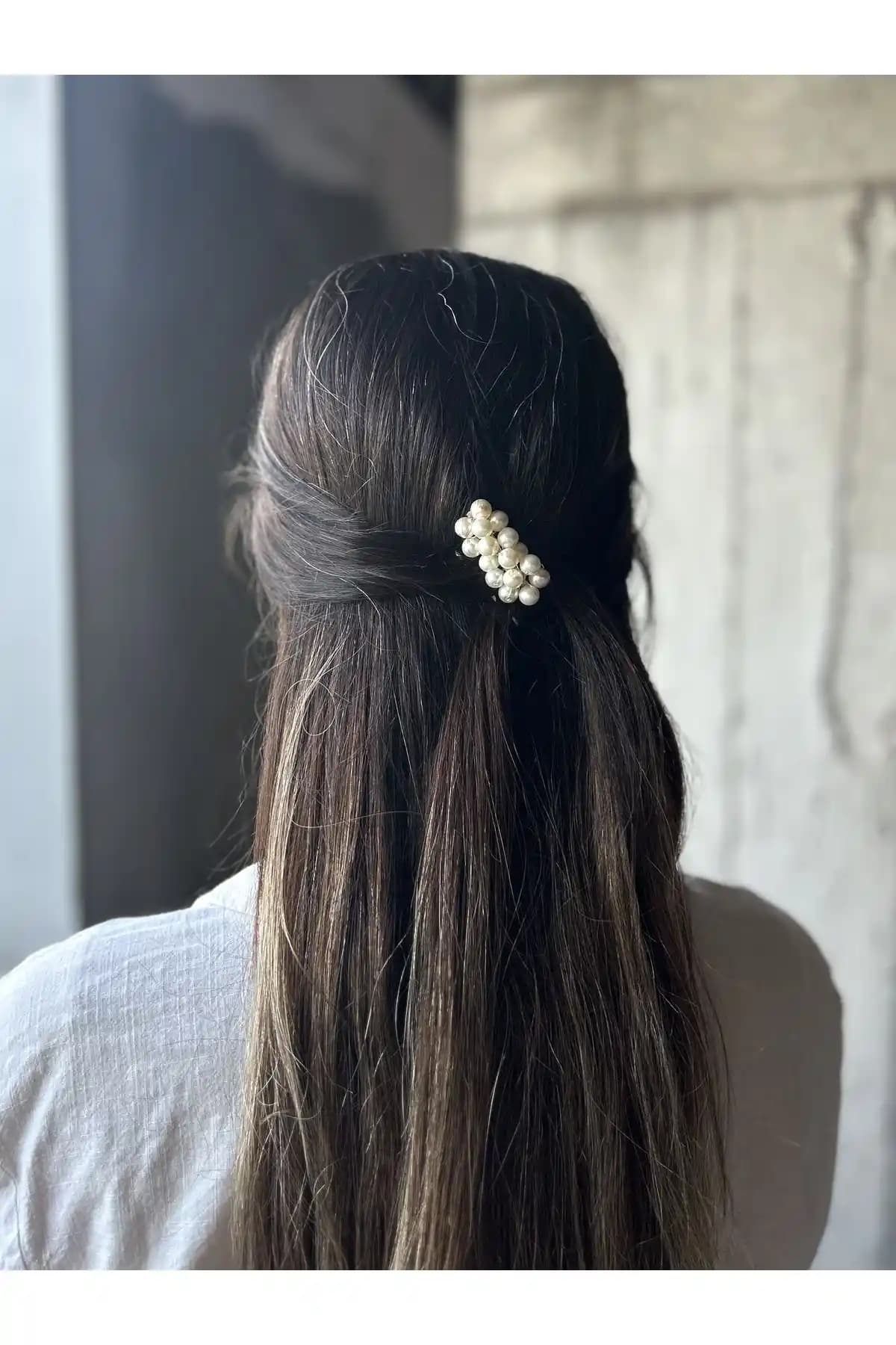 Pearly Handmade Inci Mini Tarak Toka: Şık ve Pratik Günlük Saç Aksesuarı