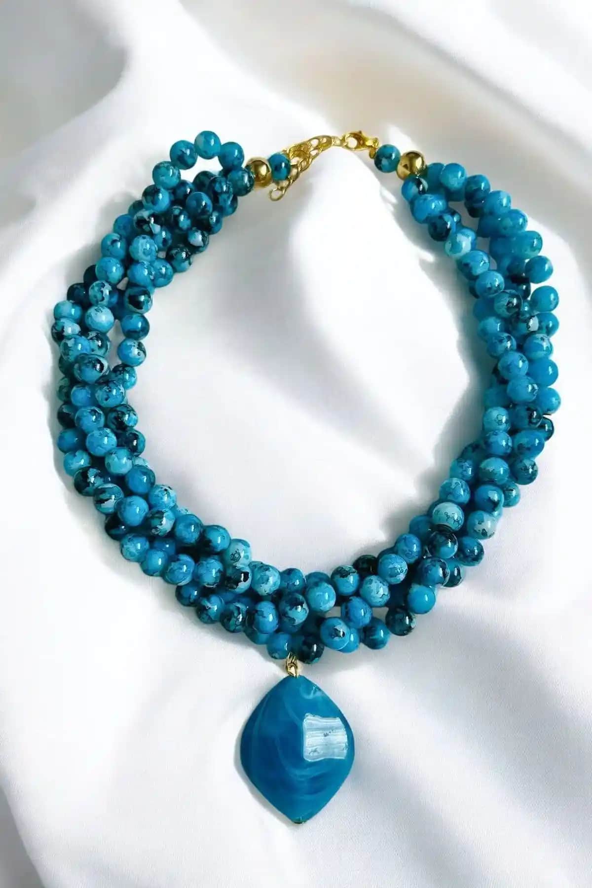 PETEK AKSESUAR Kolye Karşılaştırması: Alaçatı Boncuk ve Murano Cam Tasarımları