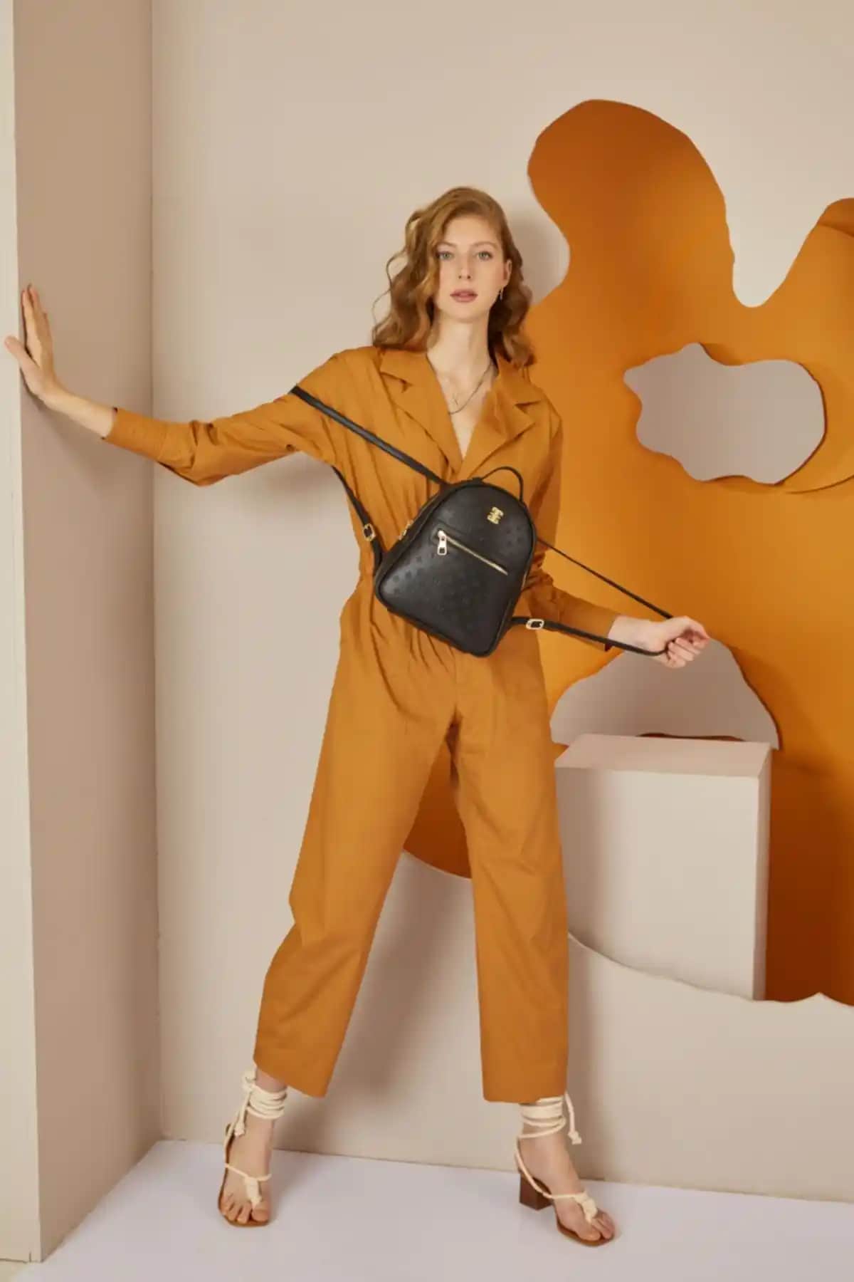 Pierre Cardin Siyah Floater Kadın Sırt Çantası Günlük ve Şık Kullanım İçin Uygun