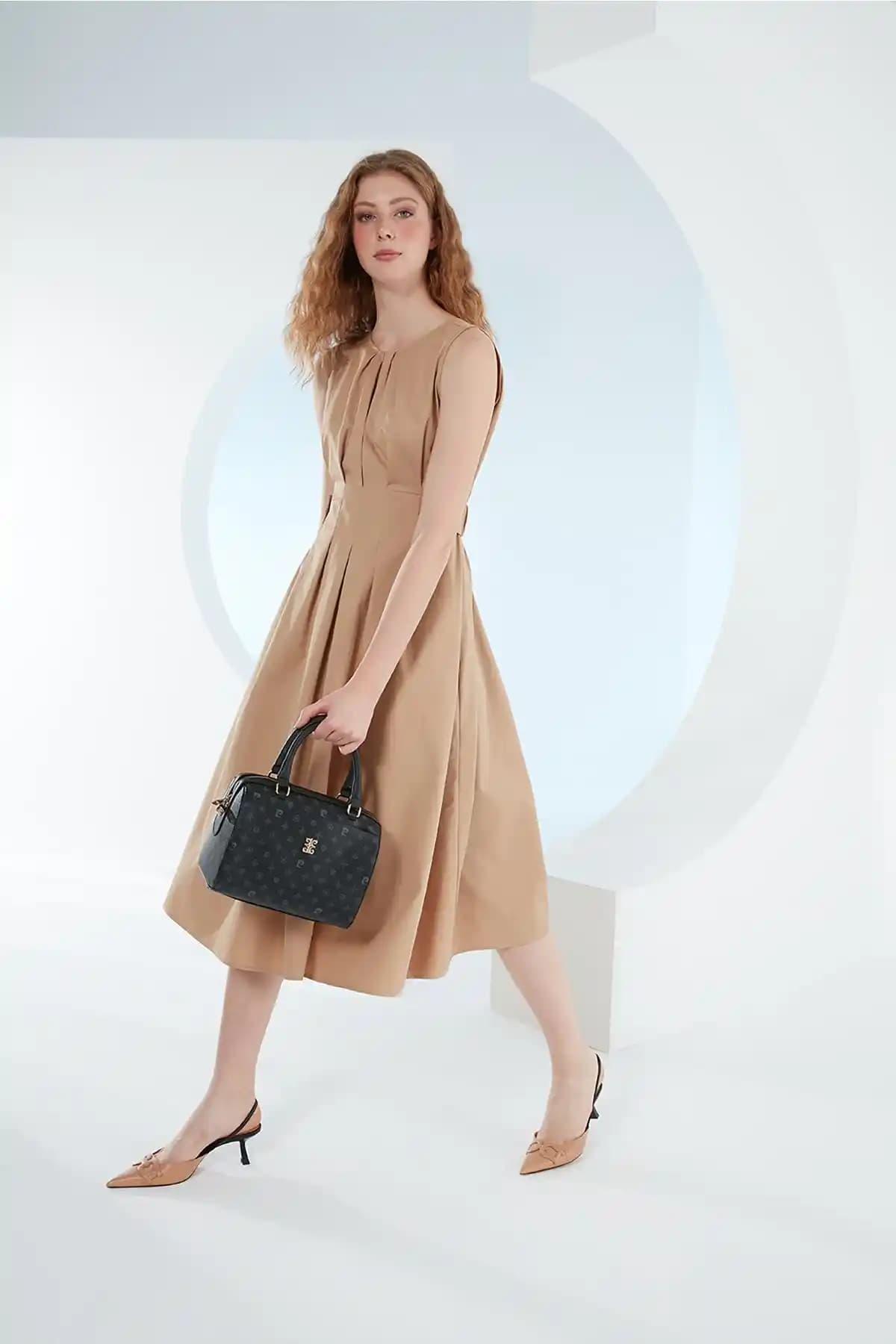 Pierre Cardin Siyah Monogram Kadın Omuz Çantası Modern ve Şık Günlük Kullanım İçin