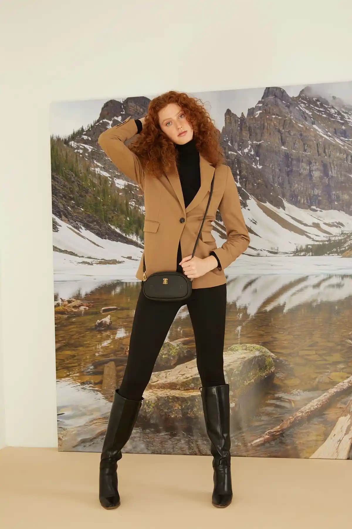 Pierre Cardin Siyah Print Kadın Omuz Çantası Modern Tasarım ve Dayanıklılık Özellikleriyle