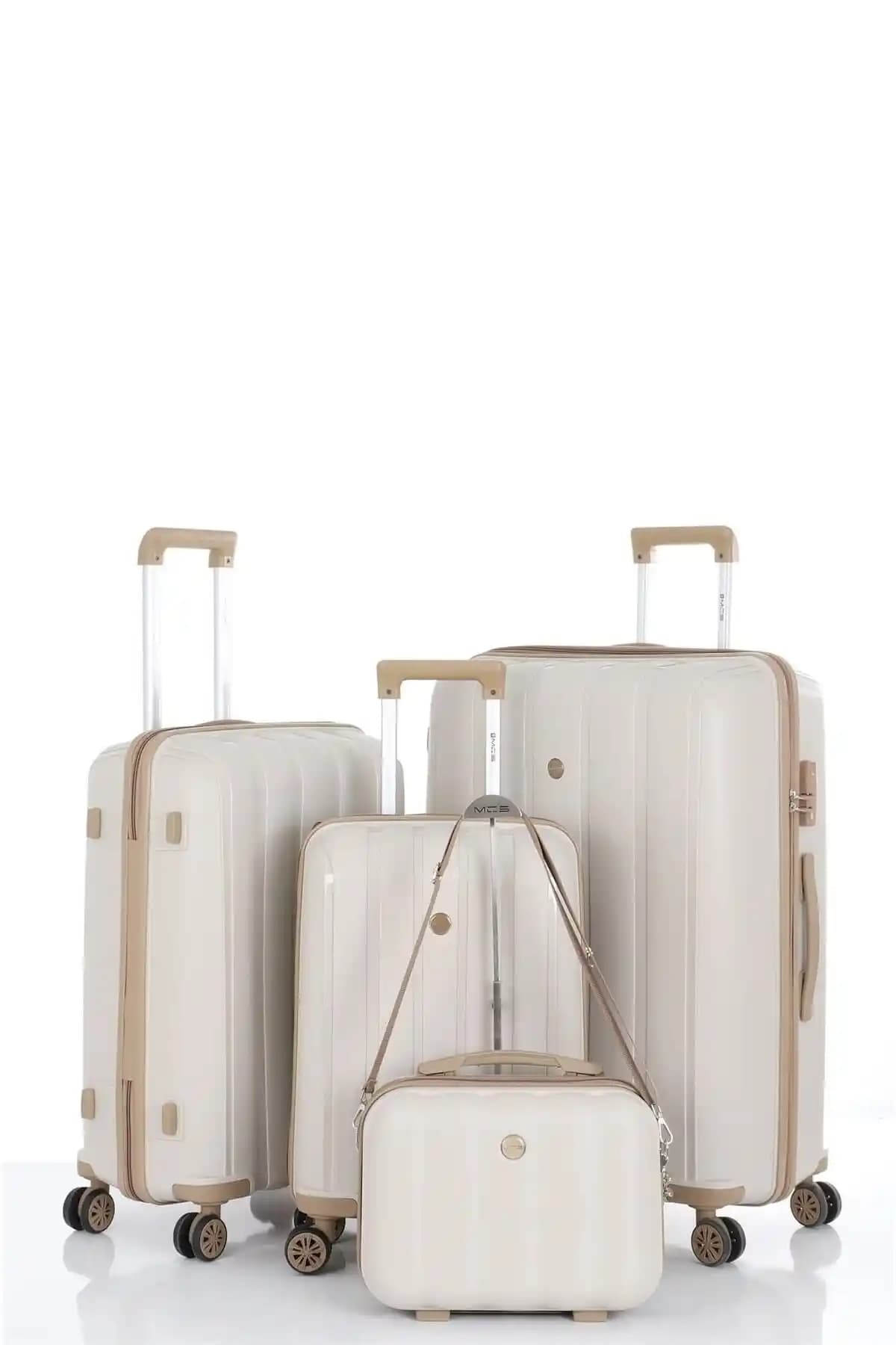 Polipropilen 4'lü Valiz Seti V305: Dayanıklı ve Şık Seyahat Çözümü