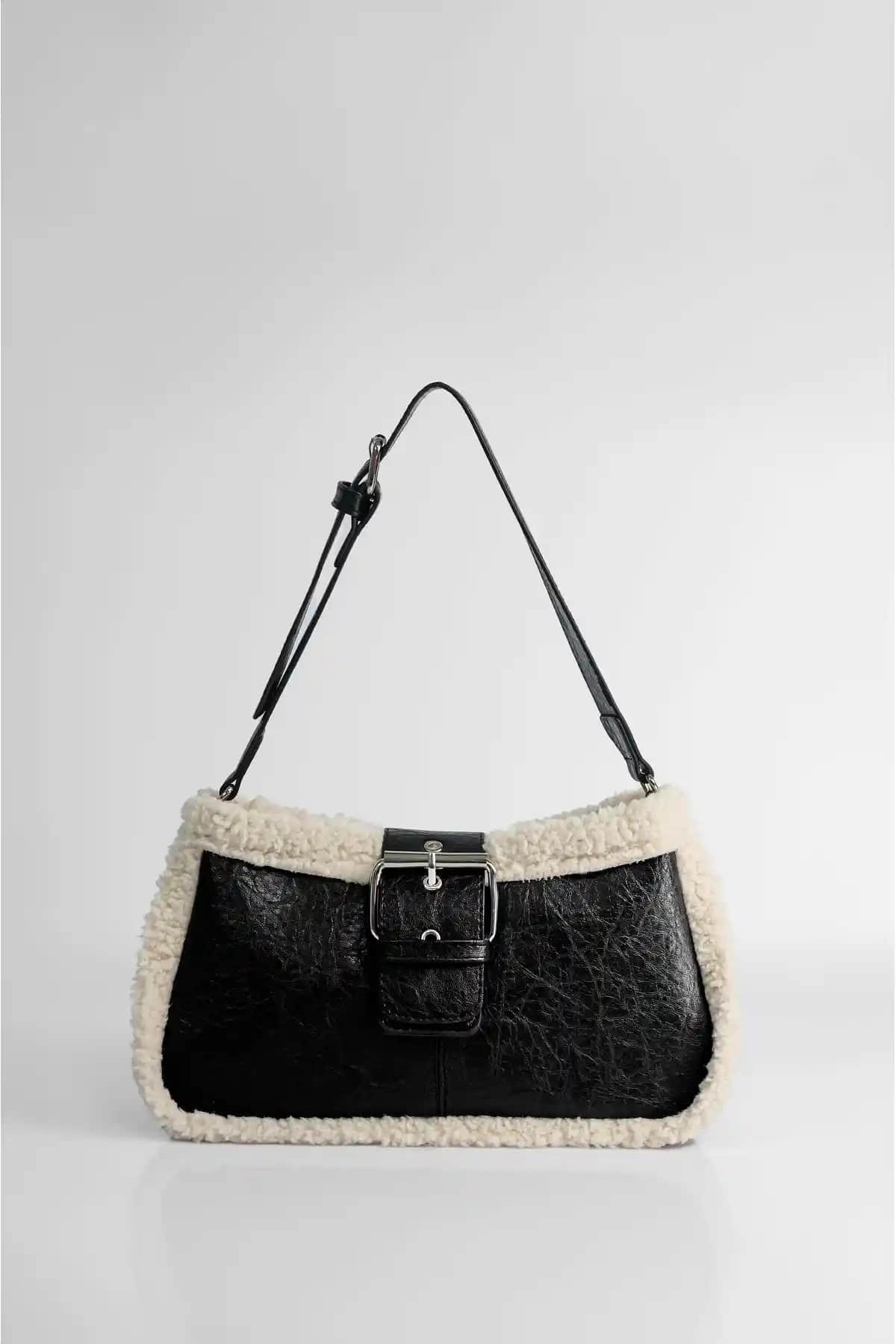 Rimense Siyah Kürklü Peluş Astarlı El ve Omuz Çanta Modern ve Şık Tasarım Özellikleri