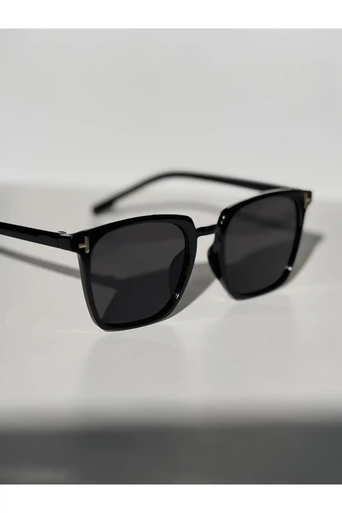 RiRi Store Mia Güneş Gözlüğü: Şık ve Koruyucu Kadın Güneş Gözlüğü Modelleri