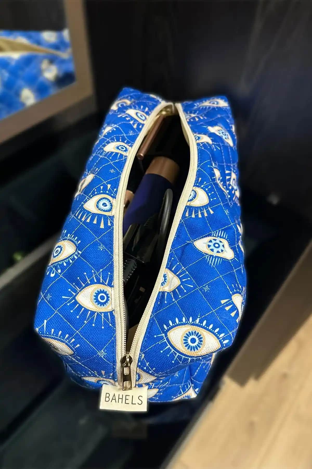 Saç Şekillendirme Çantaları Karşılaştırması: BAHELS ve Batekso Modelleri