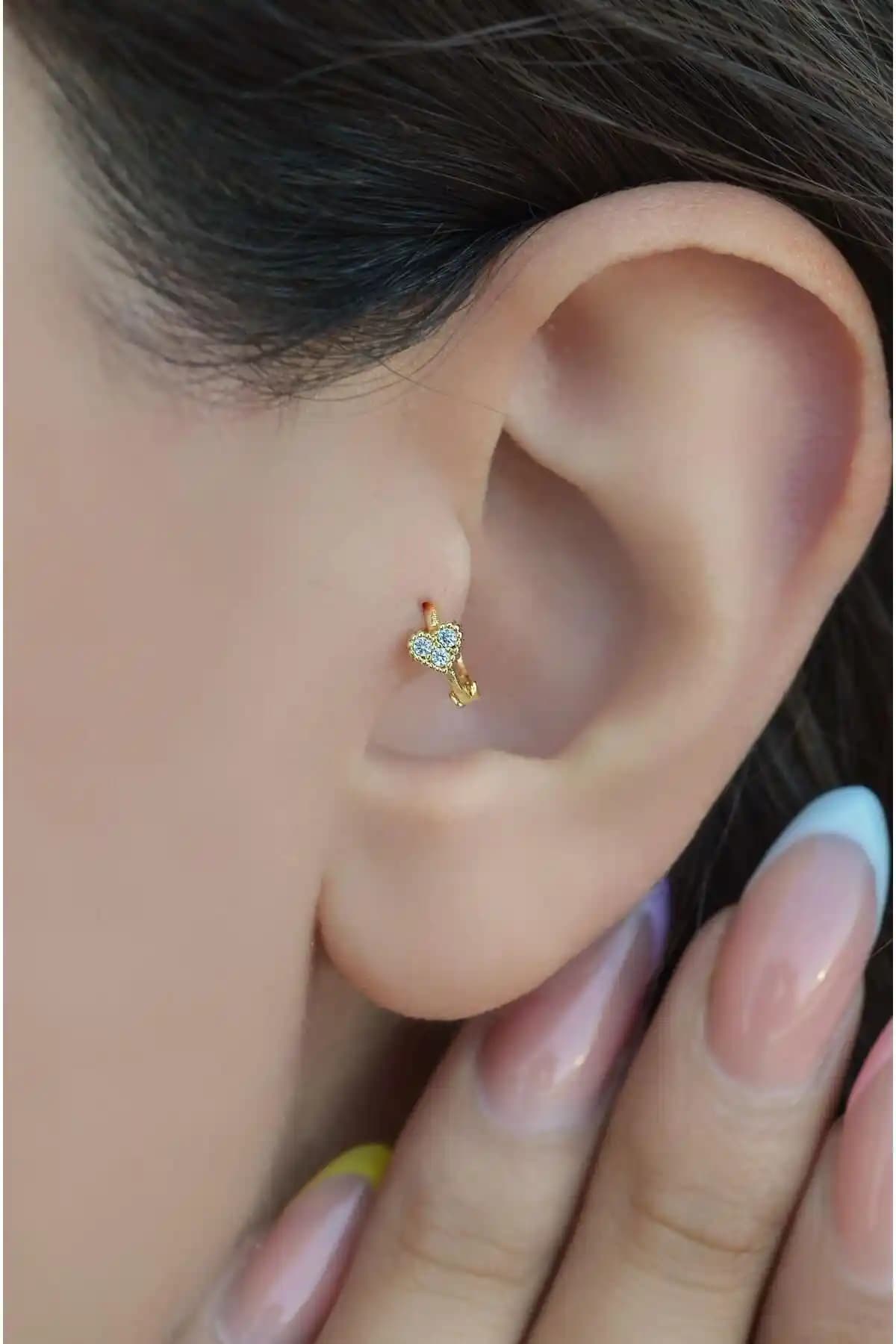 Sacce Mini Kalpli ve Kalp Tragus Piercing Karşılaştırması: Hangi Ürün Sizi Daha Çok Tatmin Eder