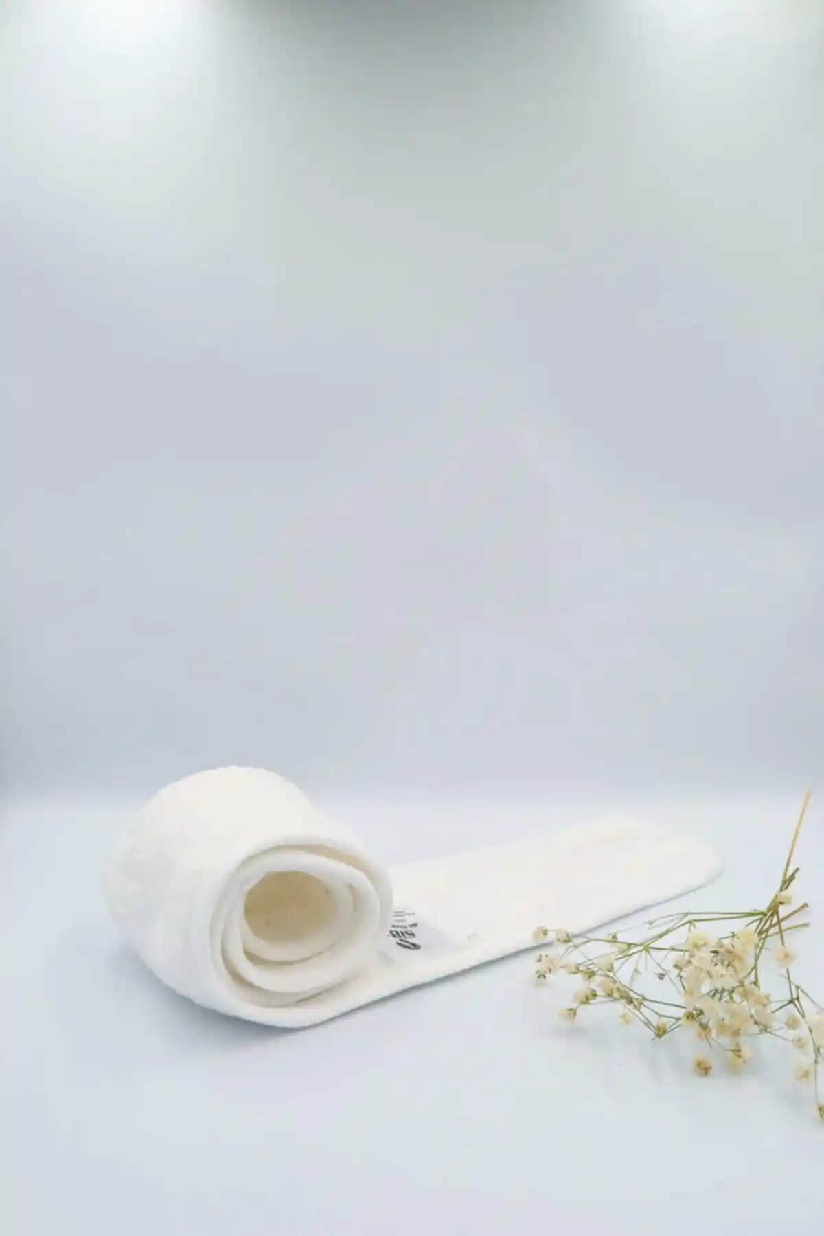 SB Makyaj Saç Bandı Beyaz Günlük Kullanım İçin Konfor ve İşlevsellik Sağlar