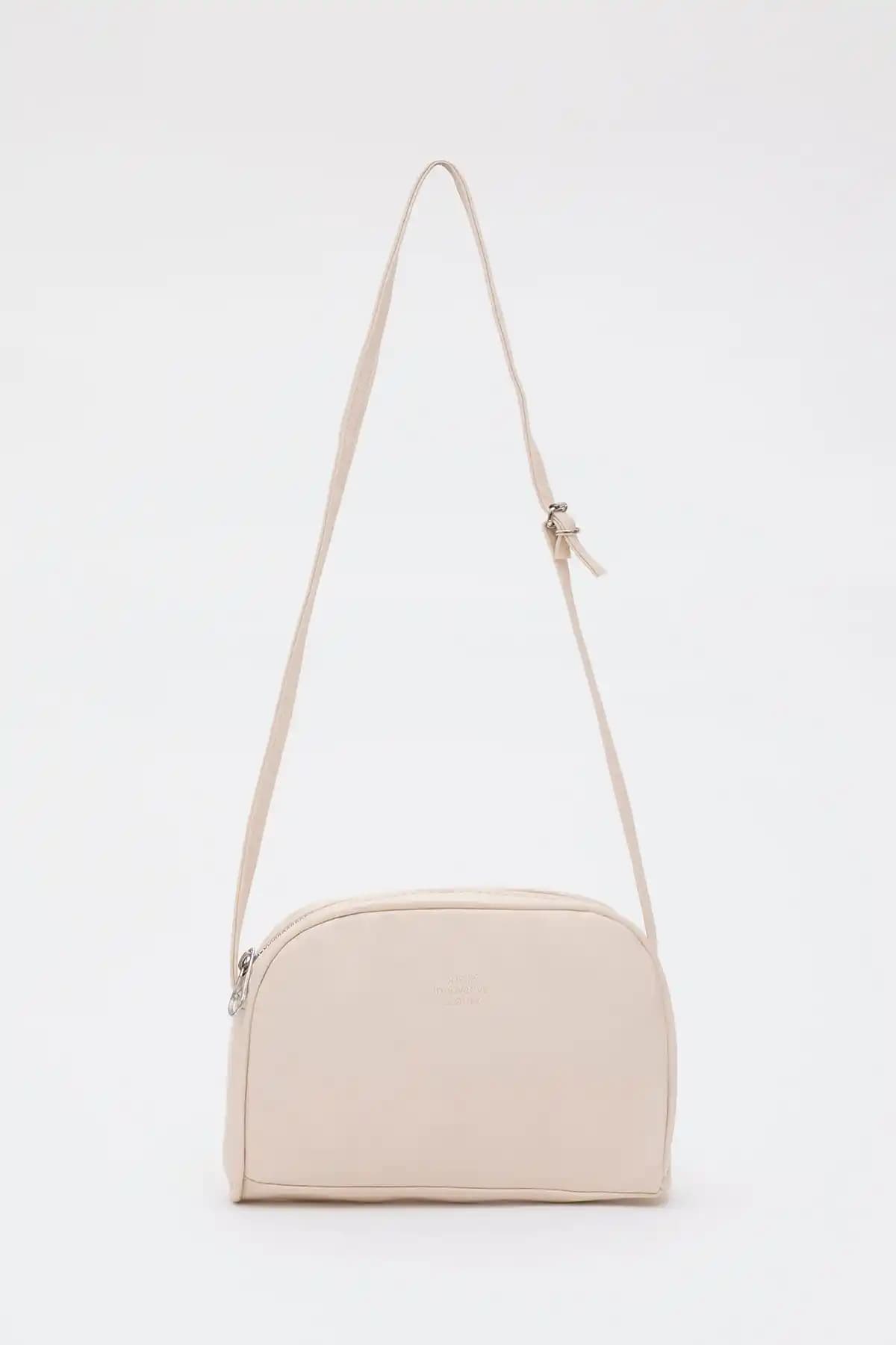 Shaka Krem Çanta Karşılaştırması: Mini Urban ve U23 Tek Fermuar Modelleri