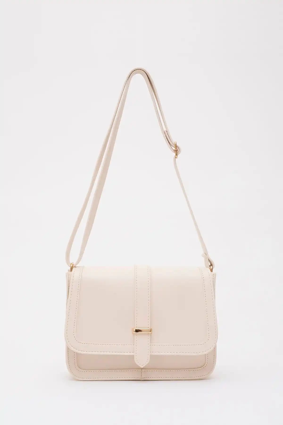 Shaka Krem ve Vizon Suni Deri Çantalar Karşılaştırması Günlük Kullanım ve Stil İçin