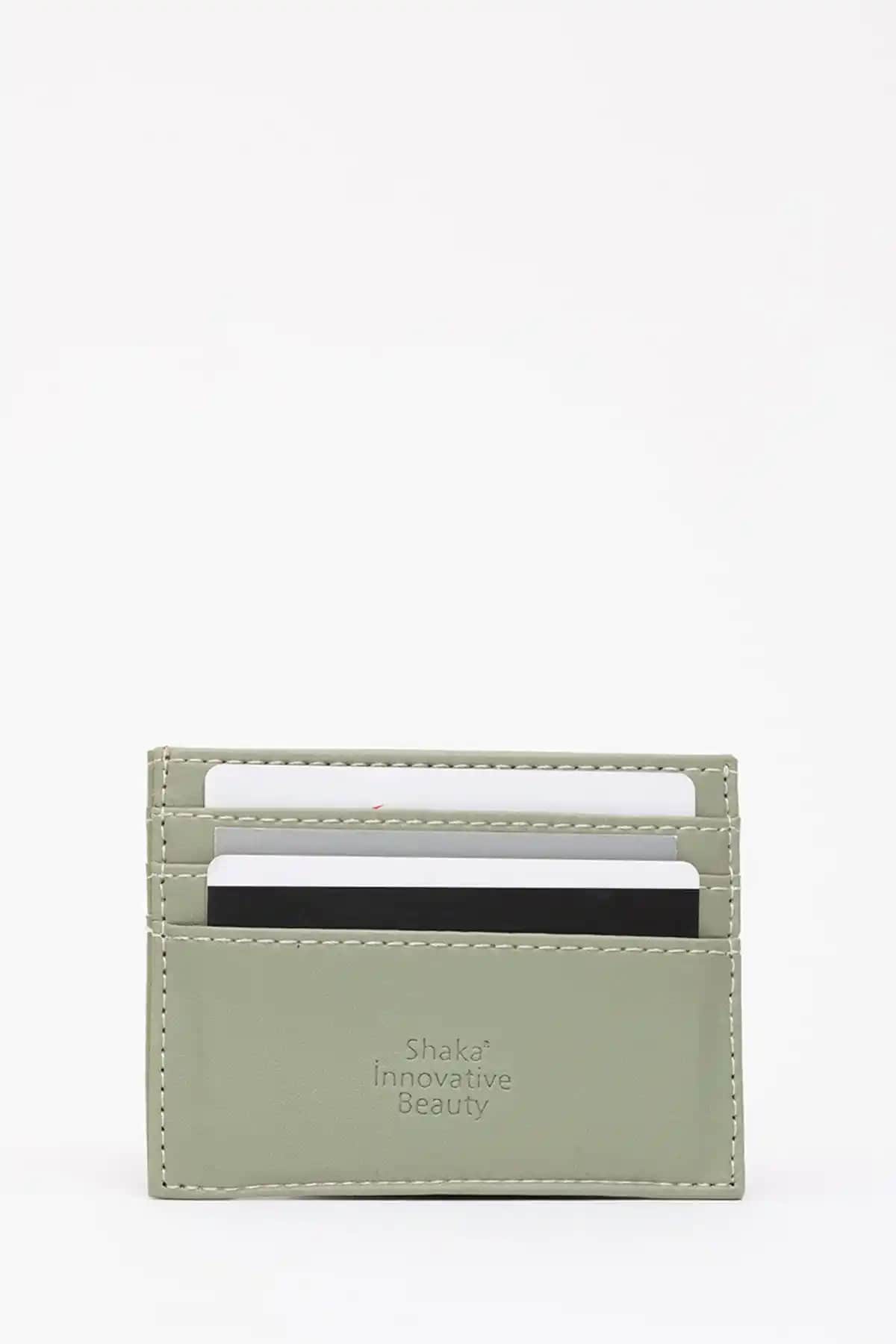 Shaka Mint SHK68 ve Shaka Siyah SHK70 cüzdan modellerinin detaylı karşılaştırması