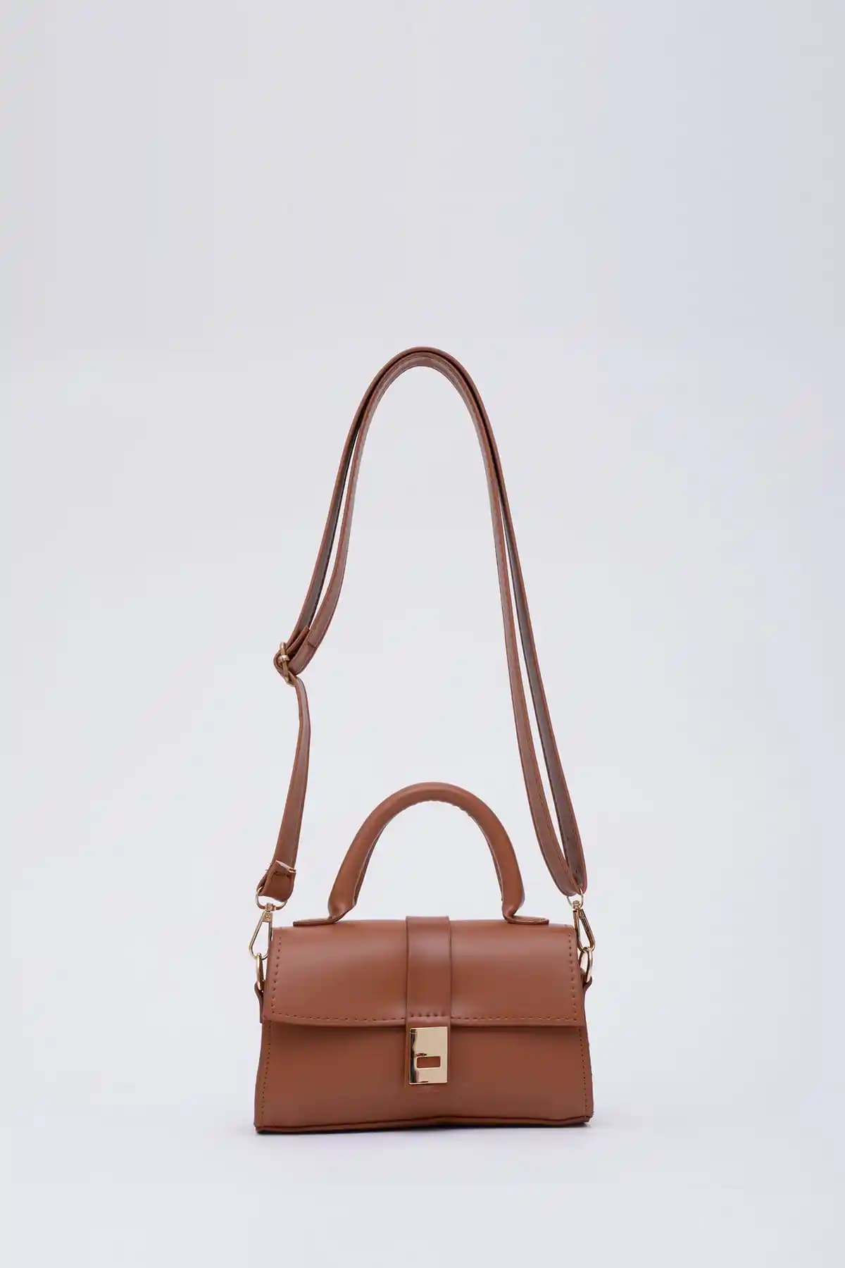 Shaka SHK109 Kadın Çantası Günlük Şıklık ve Çok Yönlü Kullanım İçin Uygun